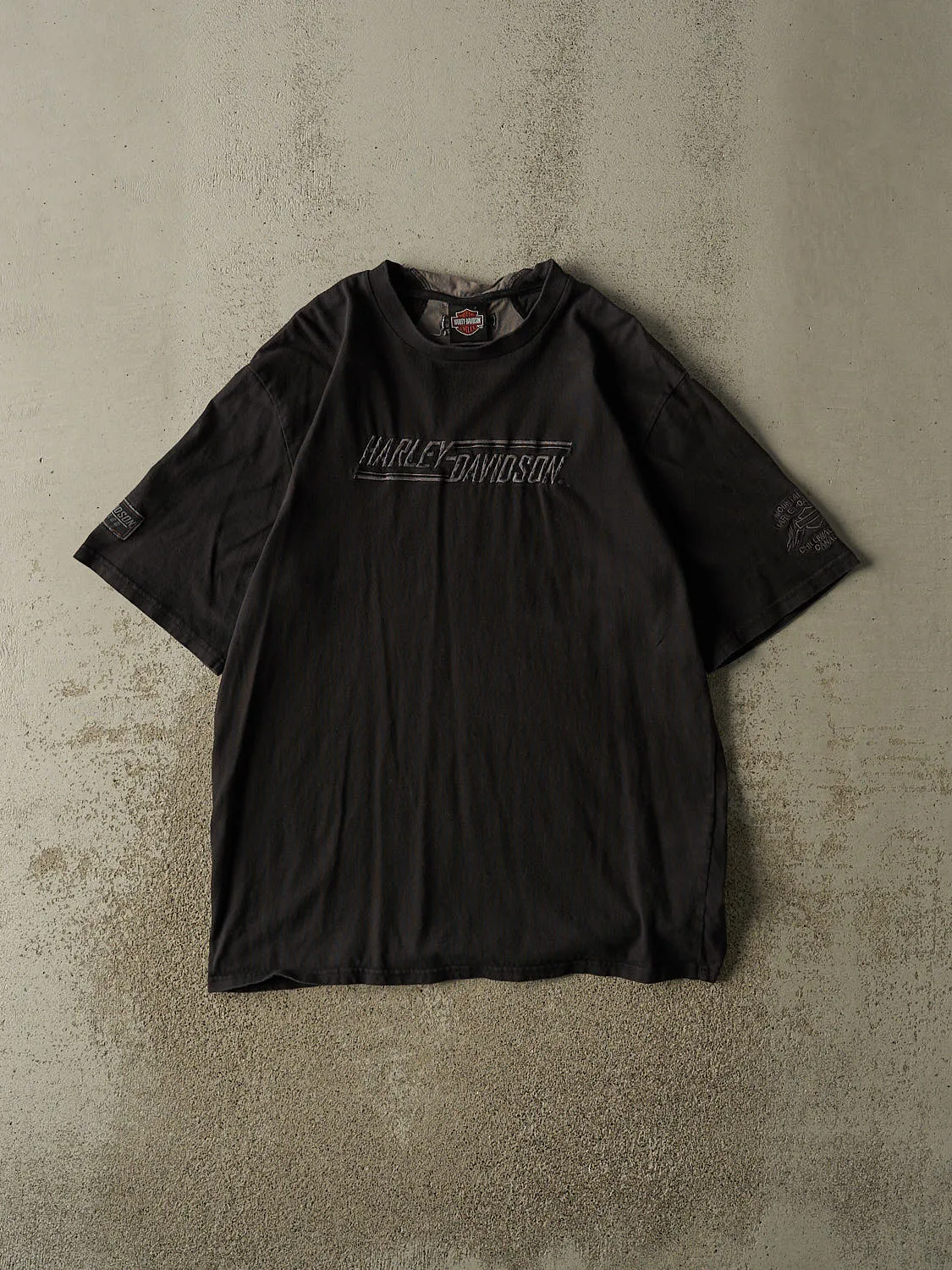 Vintage Y2K Black Harley Davidson Chilliwack BC Tee (L/XL) sold by Rebalance Vintage