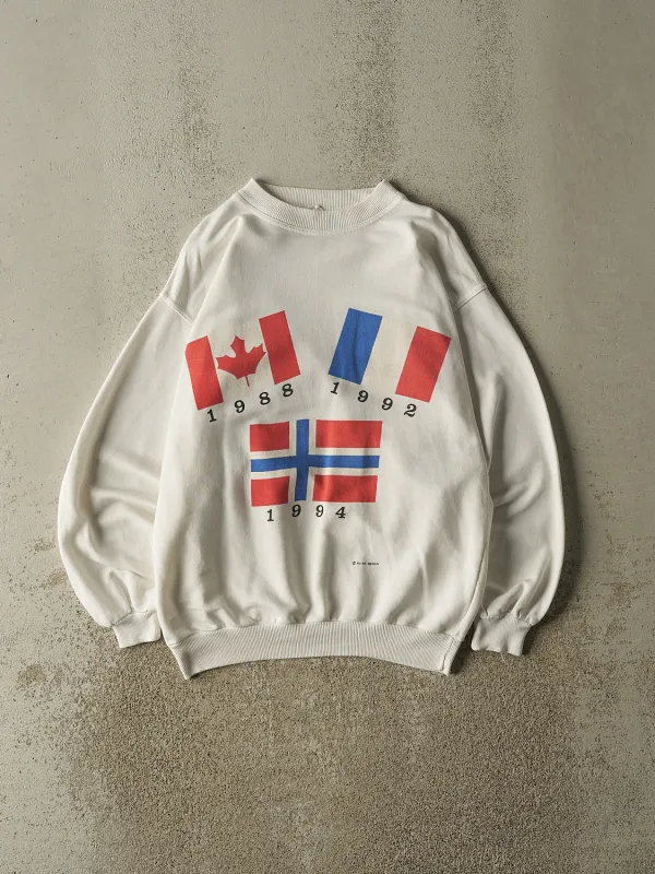 Vintage 90s White World Flags Crewneck (M/L) made by Rebalance Vintage