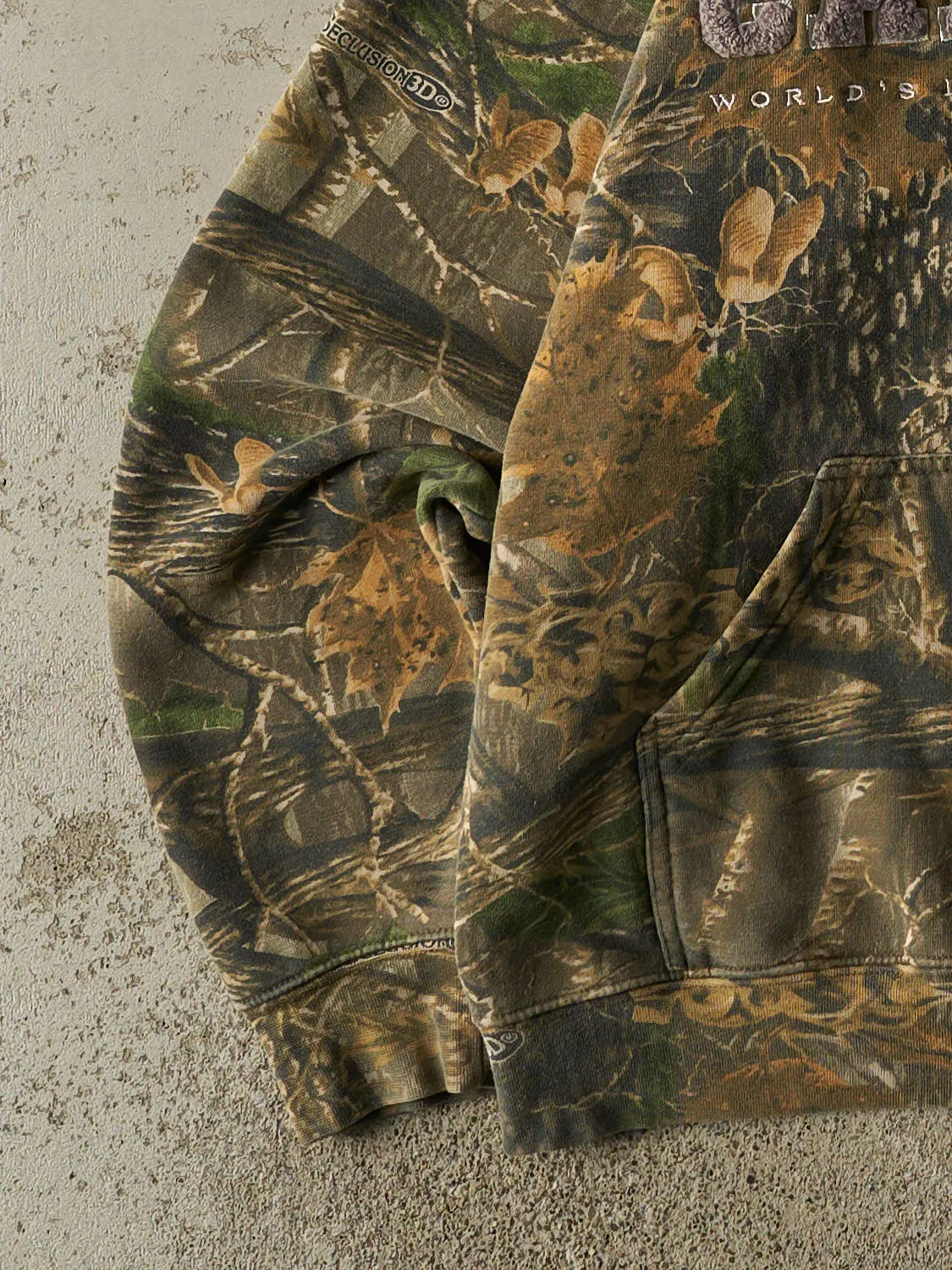 Vintage Y2K Camo Cabela's Hoodie (S/M) sold by Rebalance Vintage product image thumbnail 3