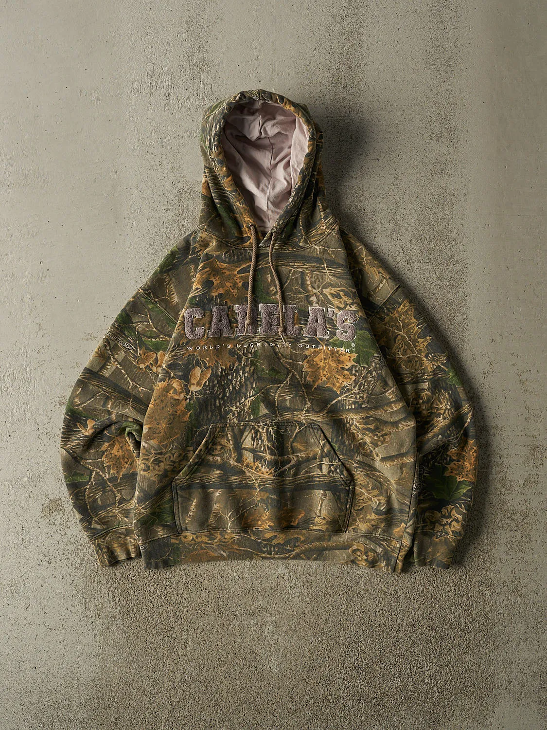 Vintage Y2K Camo Cabela's Hoodie (S/M) sold by Rebalance Vintage