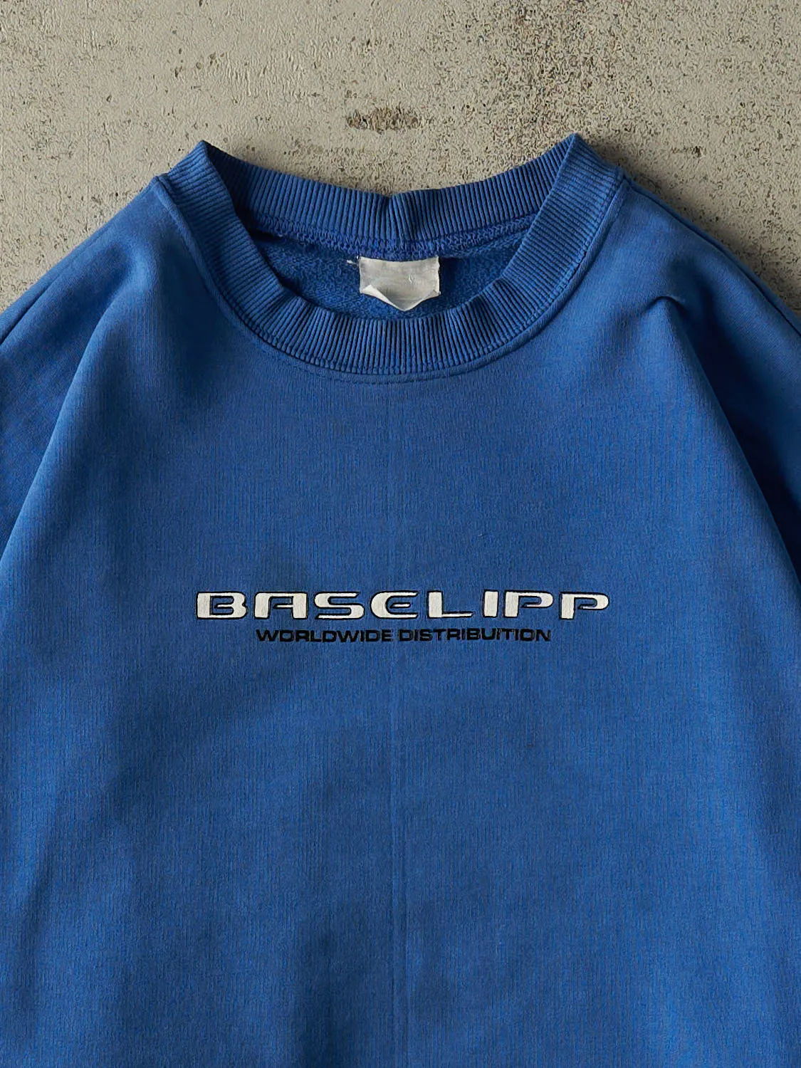 Vintage 90s Blue Baselipp World Wide Crewneck (XL) sold by Rebalance Vintage product image thumbnail 2