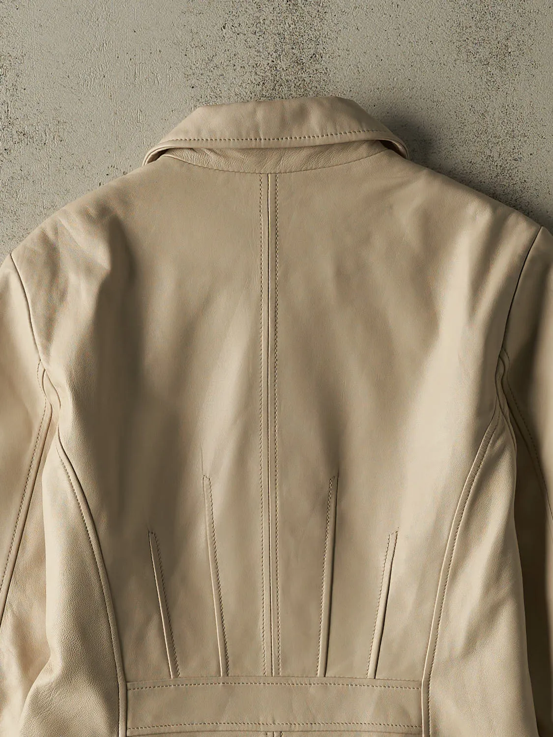 Vintage Y2K Beige Danier Soft Trench Leather Jacket (S/M) sold by Rebalance Vintage product image thumbnail 4