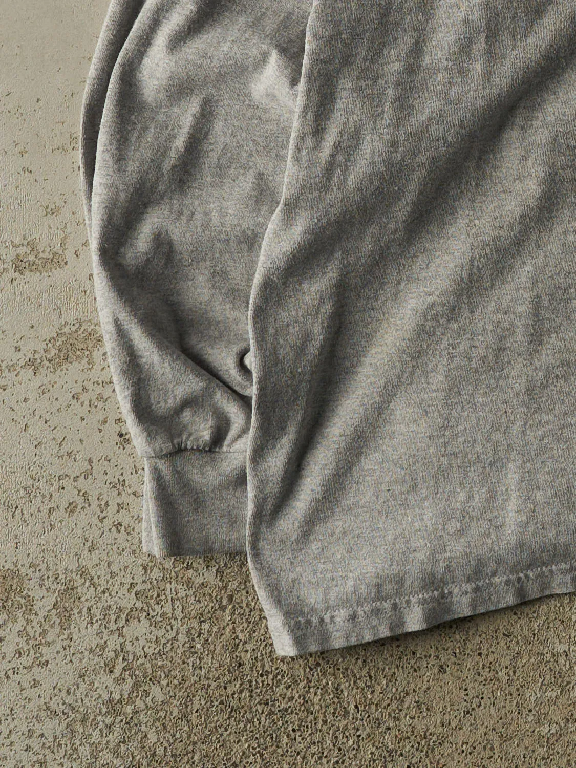 Vintage Y2K Grey Detroit Red Wings Long Sleeve (XL) sold by Rebalance Vintage product image thumbnail 4
