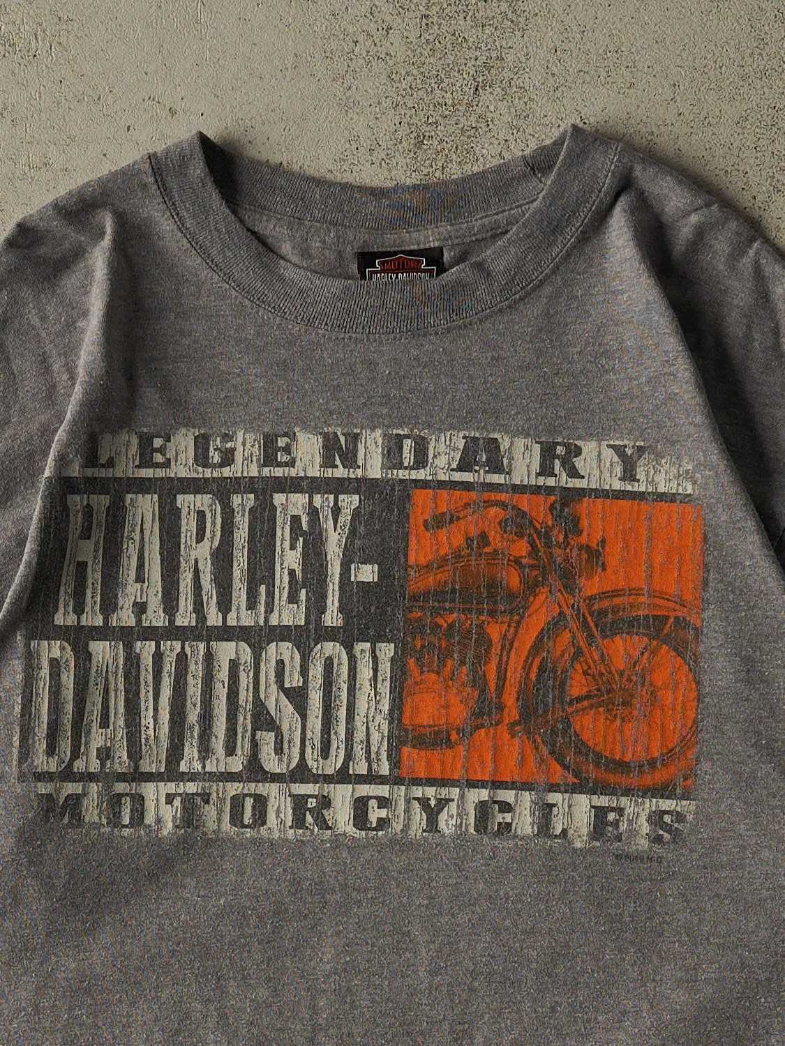 19' Grey Harley Davidson Gatineau Quebec Tee (L) sold by Rebalance Vintage product image thumbnail 3