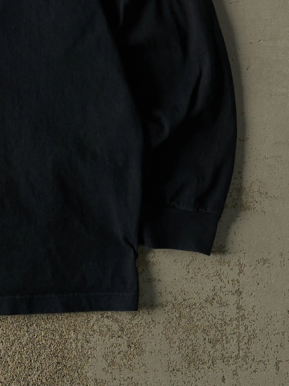 Vintage 08' Black Chicago White Sox Long Sleeve (XXL/XXXL) sold by Rebalance Vintage product image thumbnail 4