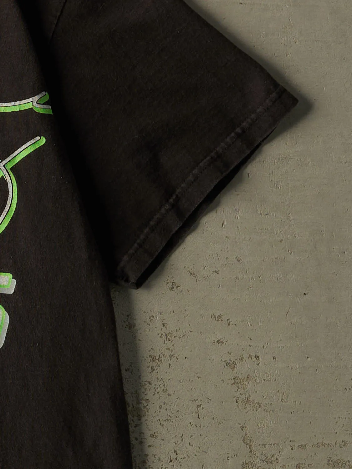 Vintage Y2K Black Tristan Roberts Racing Tee (L) sold by Rebalance Vintage product image thumbnail 4