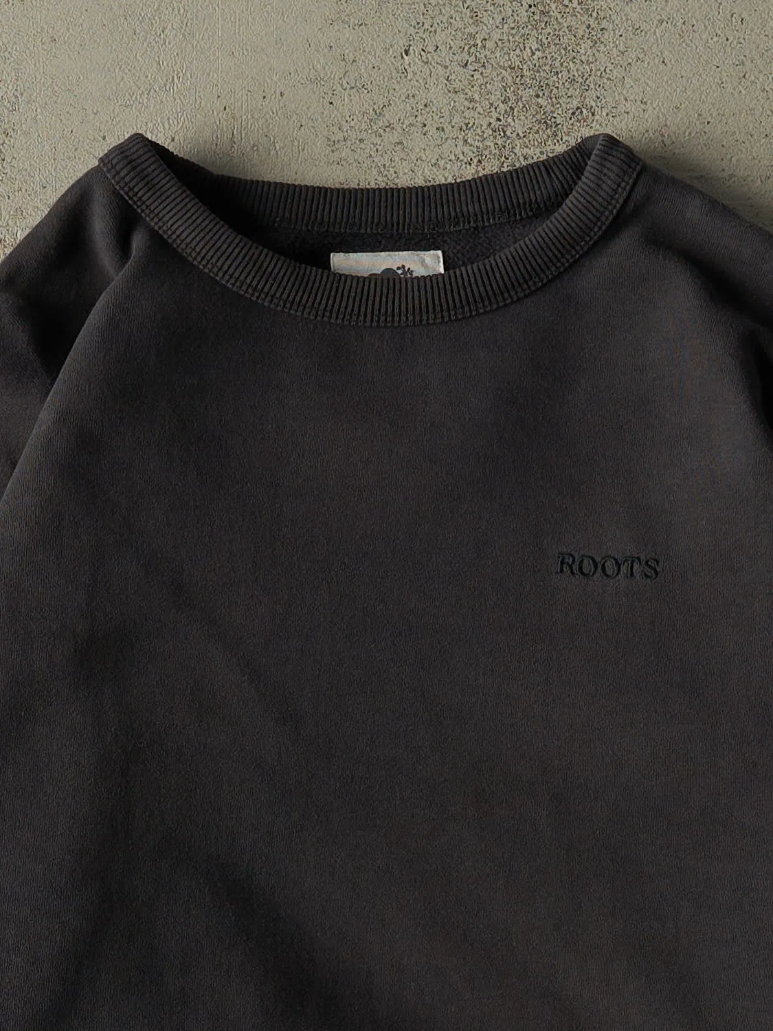 Vintage Y2K Charcoal Grey Roots Embroidered Crewneck (L/XL) sold by Rebalance Vintage product image thumbnail 2