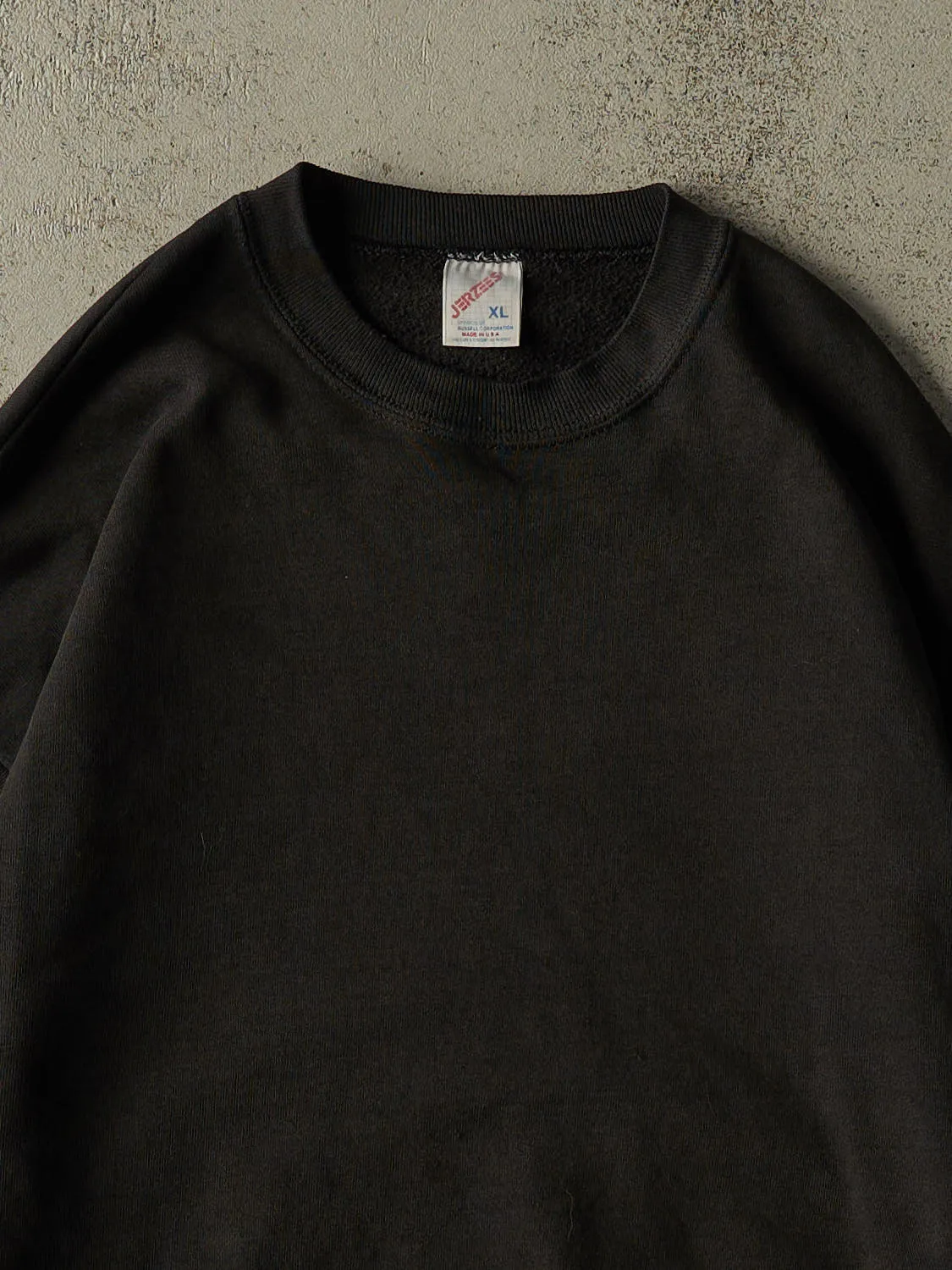 Vintage 90s Faded Black Blank Crewneck (L) sold by Rebalance Vintage product image thumbnail 2