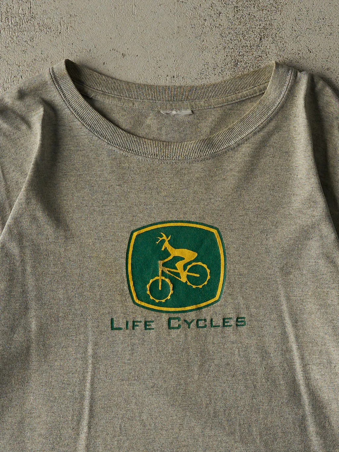 Vintage 90s Grey "Life Cycles" John Deere Spoof Tee (L) sold by Rebalance Vintage product image thumbnail 2