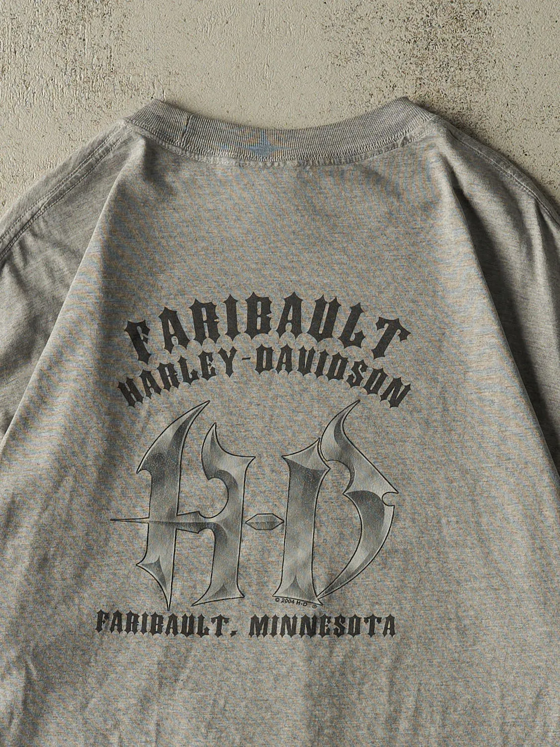 Vintage 04' Grey Harley Davidson Faribault MN Tee (L/XL) sold by Rebalance Vintage product image thumbnail 4