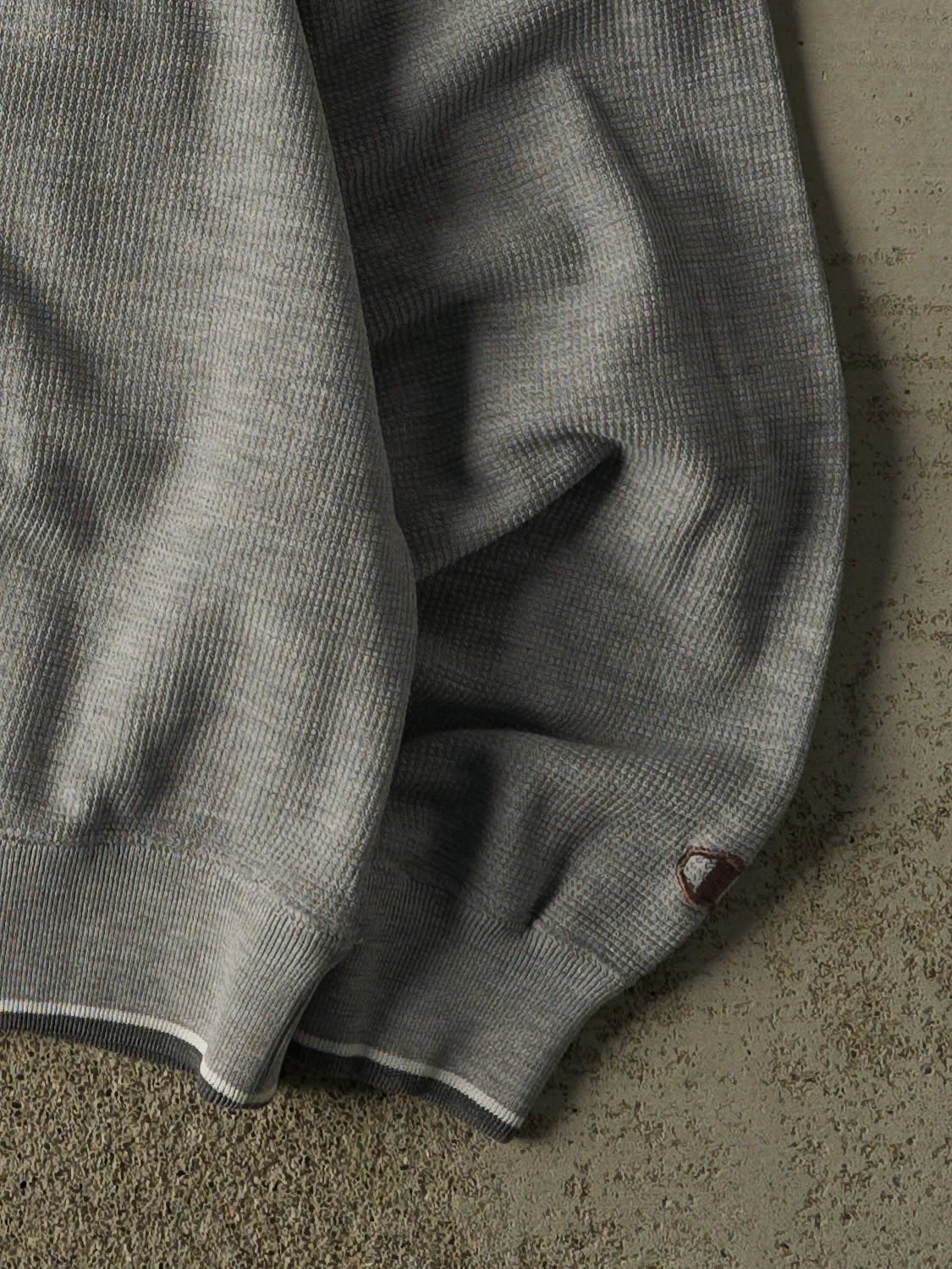 Vintage 90s Grey Denver Broncos Textured Crewneck (XL) sold by Rebalance Vintage product image thumbnail 4