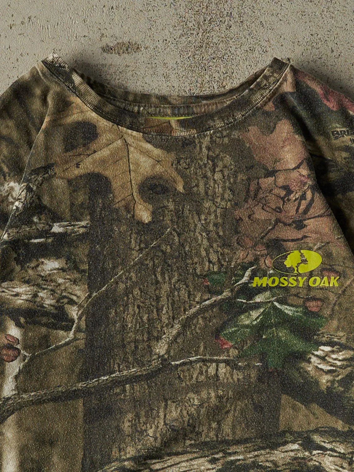 Vintage Y2K Camo Mossy Oak Long Sleeve (S/M) sold by Rebalance Vintage product image thumbnail 2
