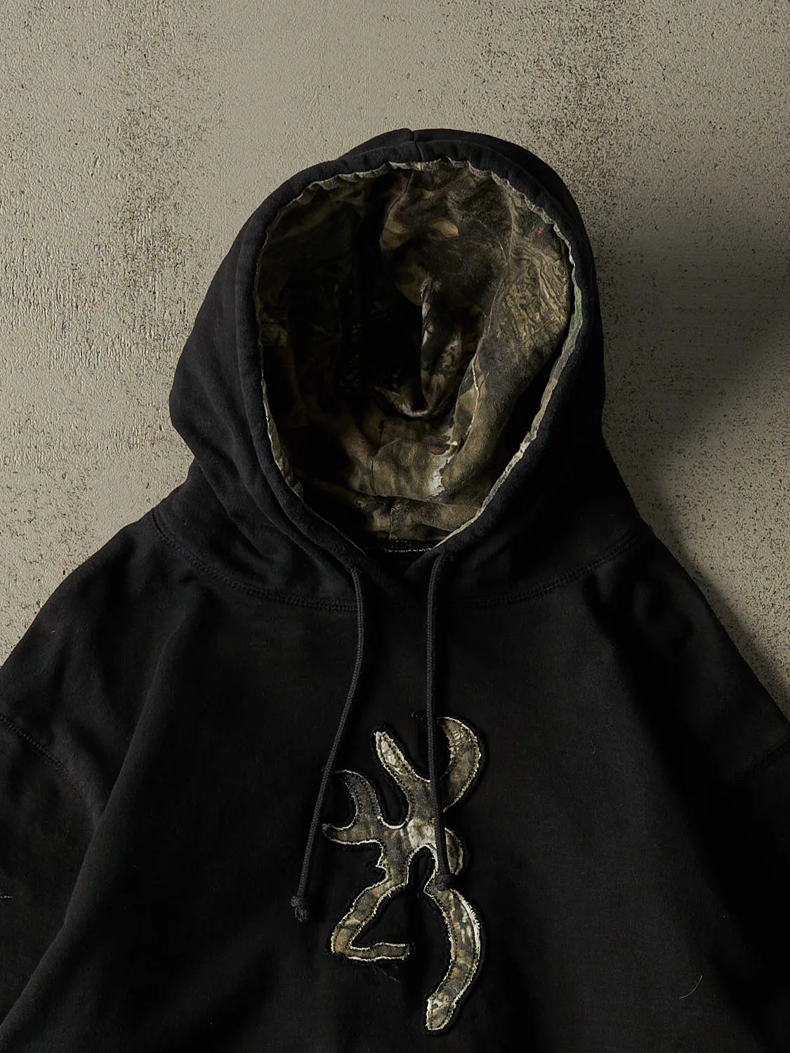 Vintage Y2K Black Browning Embroidered Hoodie (L) sold by Rebalance Vintage product image thumbnail 2