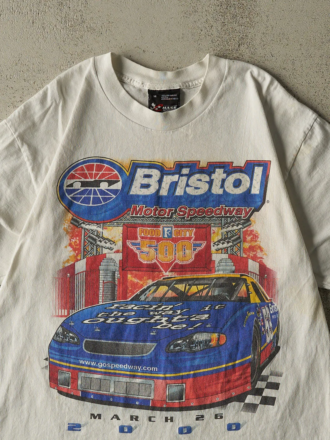 Vintage 00' White Nascar Bristol Motor Speedway Tee (M/L) sold by Rebalance Vintage product image thumbnail 3
