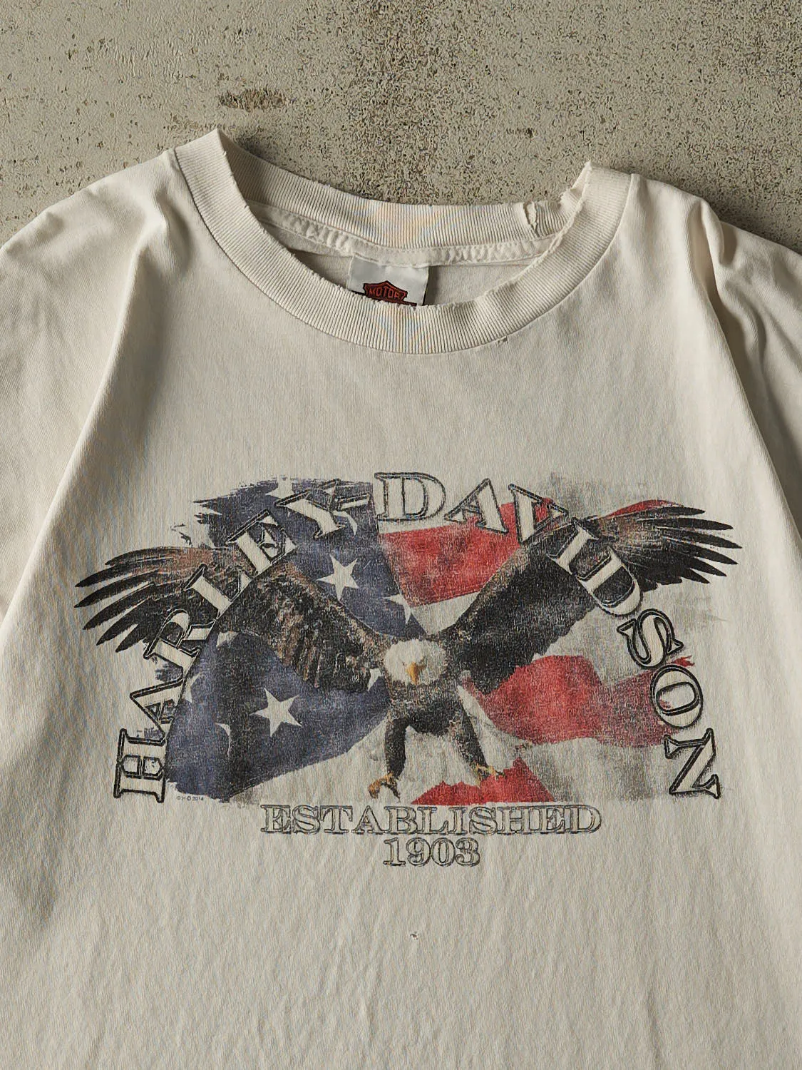 Vintage 14' White Harley Davidson Gladstone OR Tee (L/XL) sold by Rebalance Vintage product image thumbnail 4