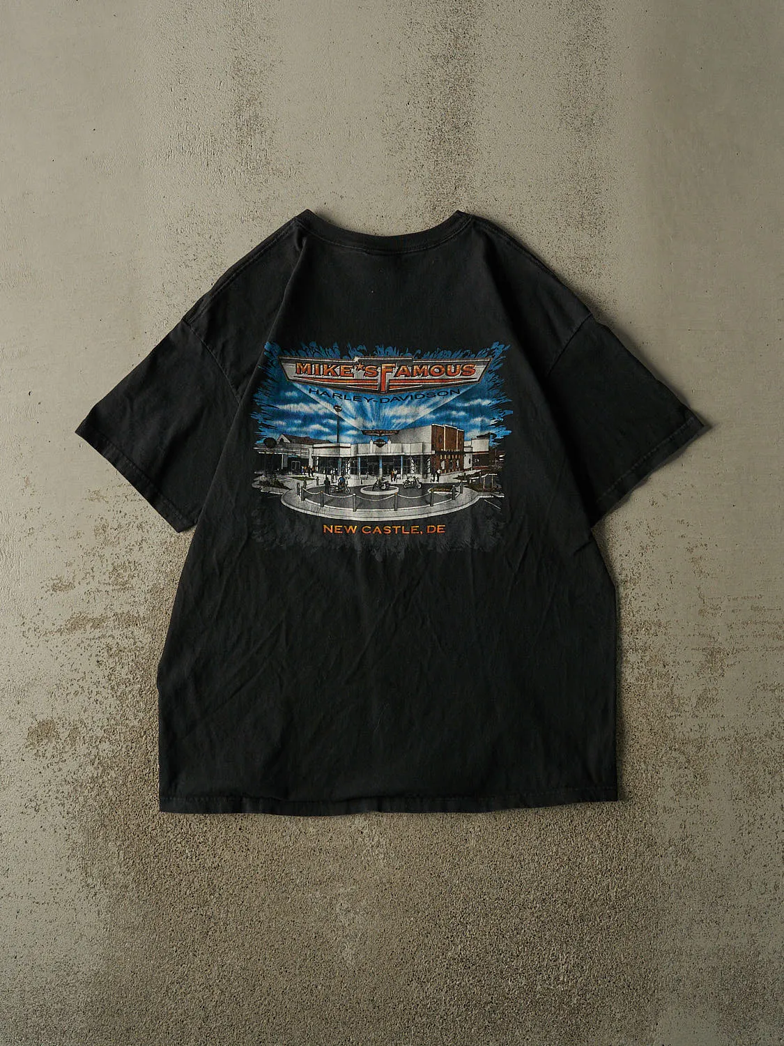 Vintage 04' Black Harley Davidson New Castle DE Tee (XL) sold by Rebalance Vintage product image thumbnail 2