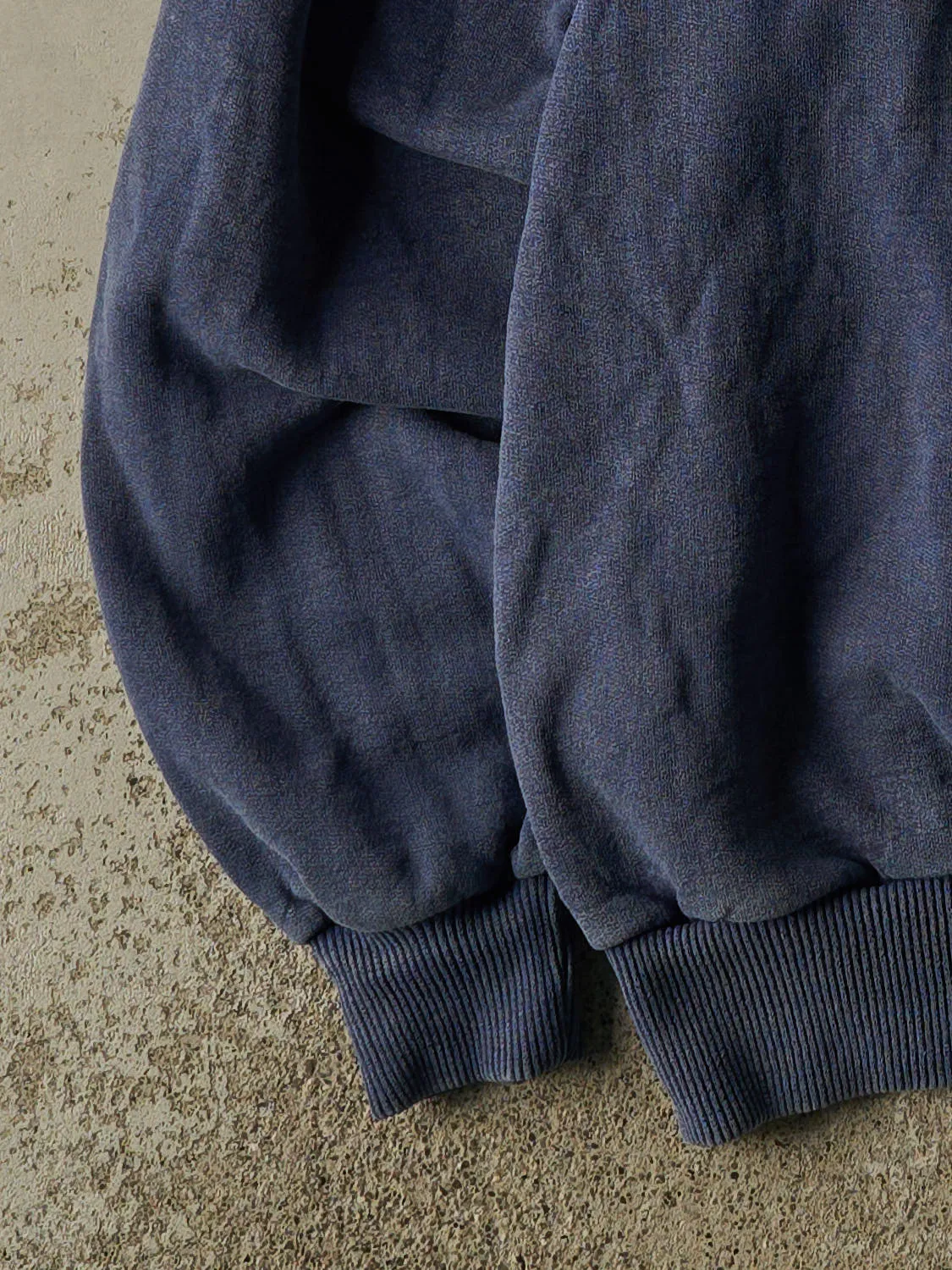 Vintage 90s Blue Shadow Valley Golf Embroidered Crewneck (XXL) sold by Rebalance Vintage product image thumbnail 3