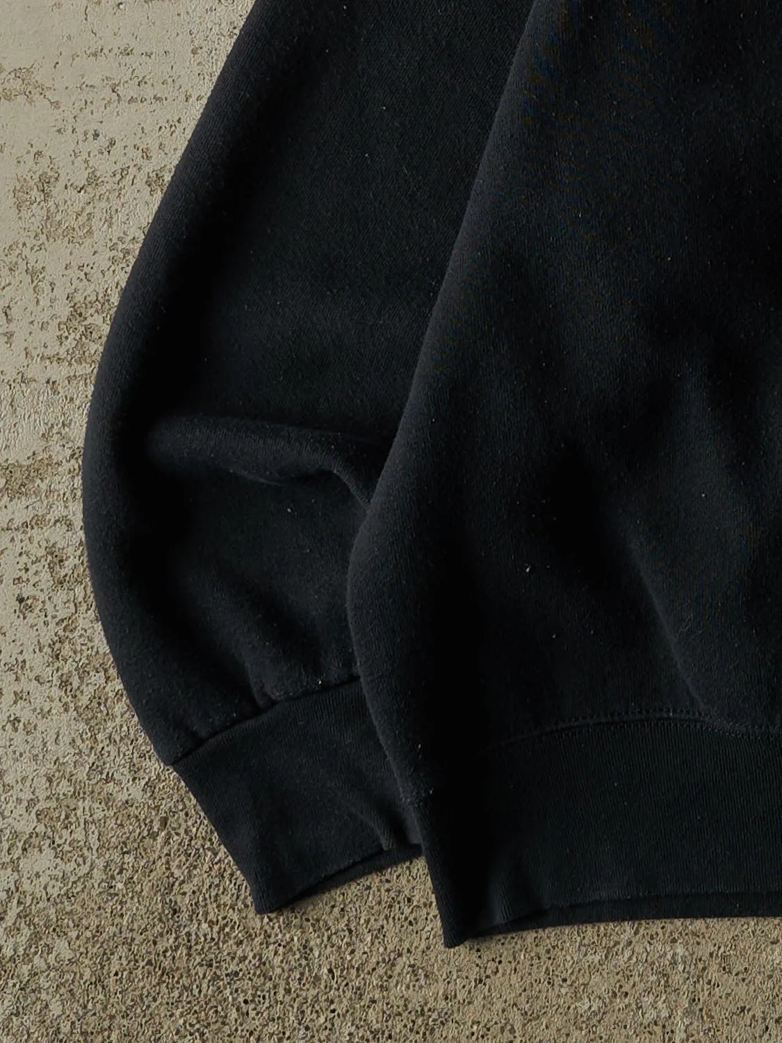 Vintage Y2K Faded Black Blank Crewneck (L) sold by Rebalance Vintage product image thumbnail 3