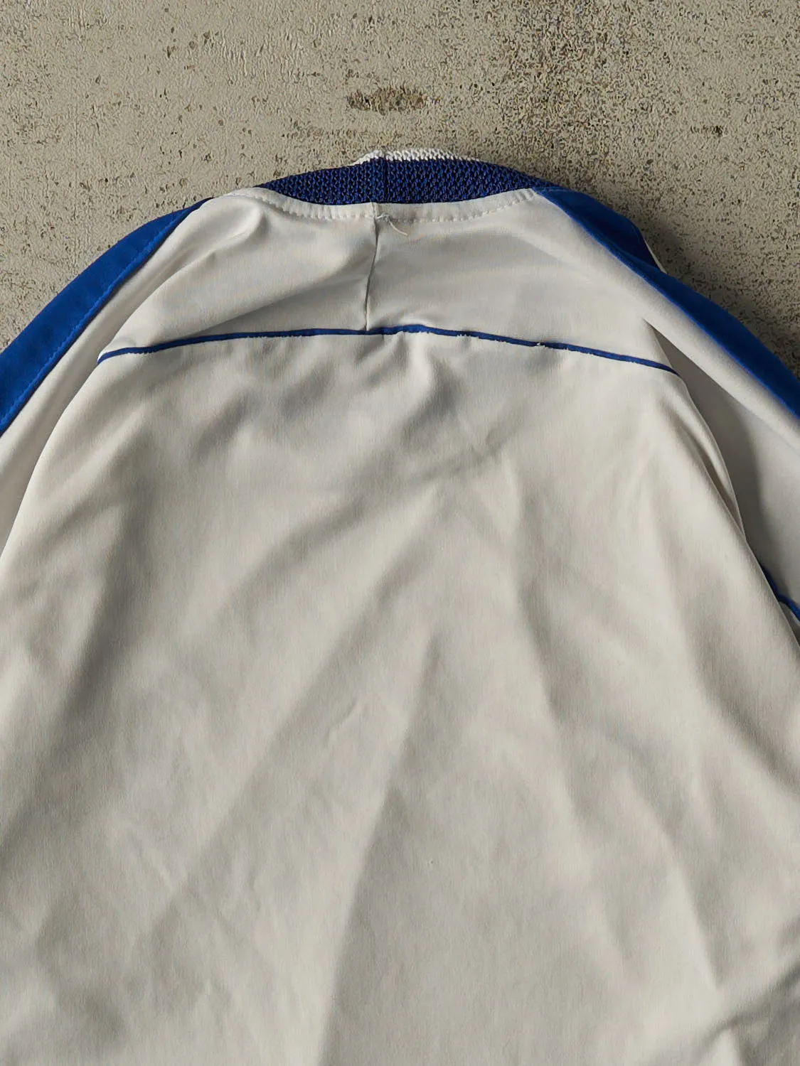 Vintage Y2K White Brasil Soccer Jersey (M) sold by Rebalance Vintage product image thumbnail 4