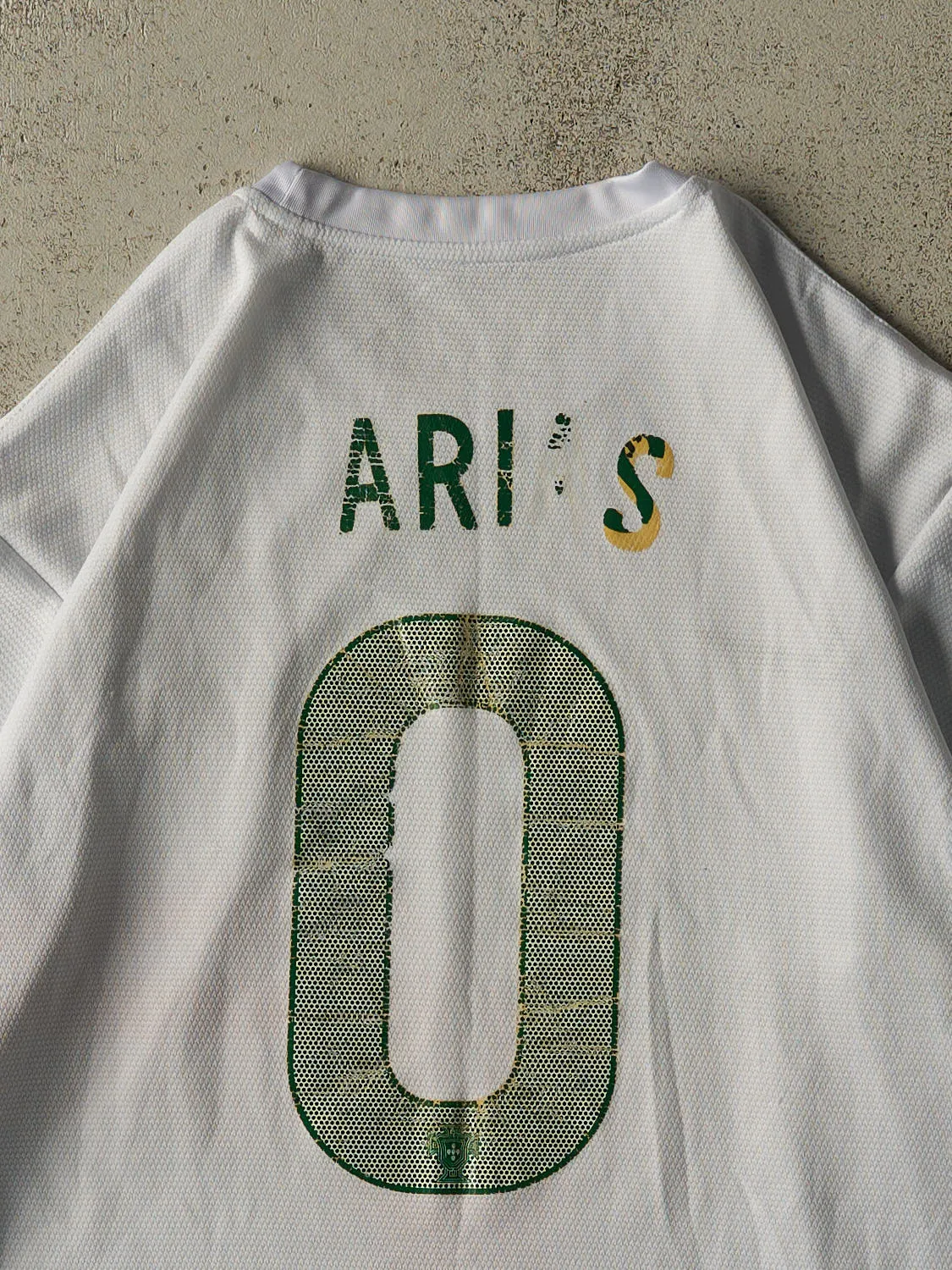 Vintage Y2K White Portugal #0 Arias Soccer Jersey (XL) sold by Rebalance Vintage product image thumbnail 4