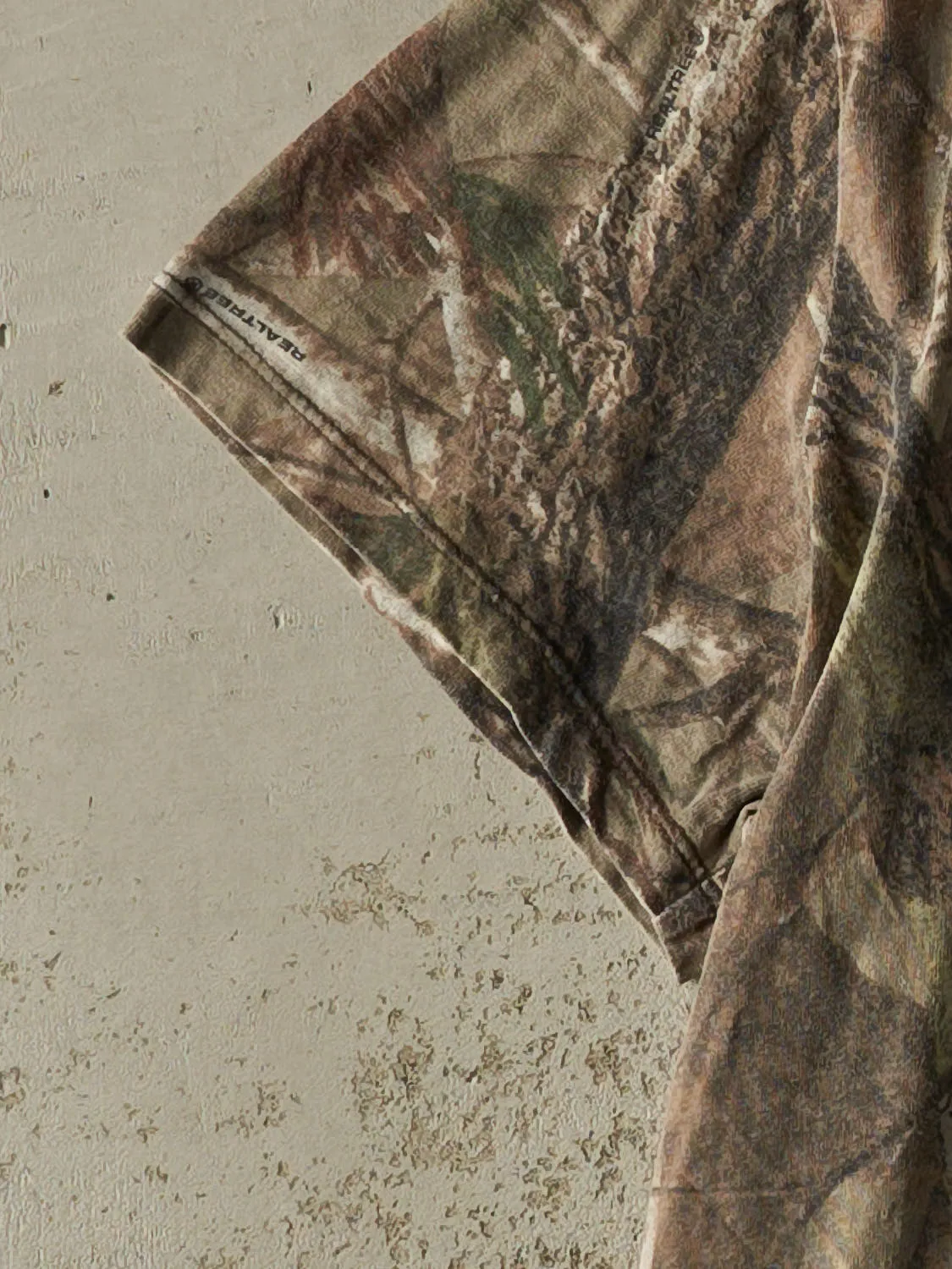 Vintage Y2K Camo Realtree x Gander Tee (M/L) sold by Rebalance Vintage product image thumbnail 3