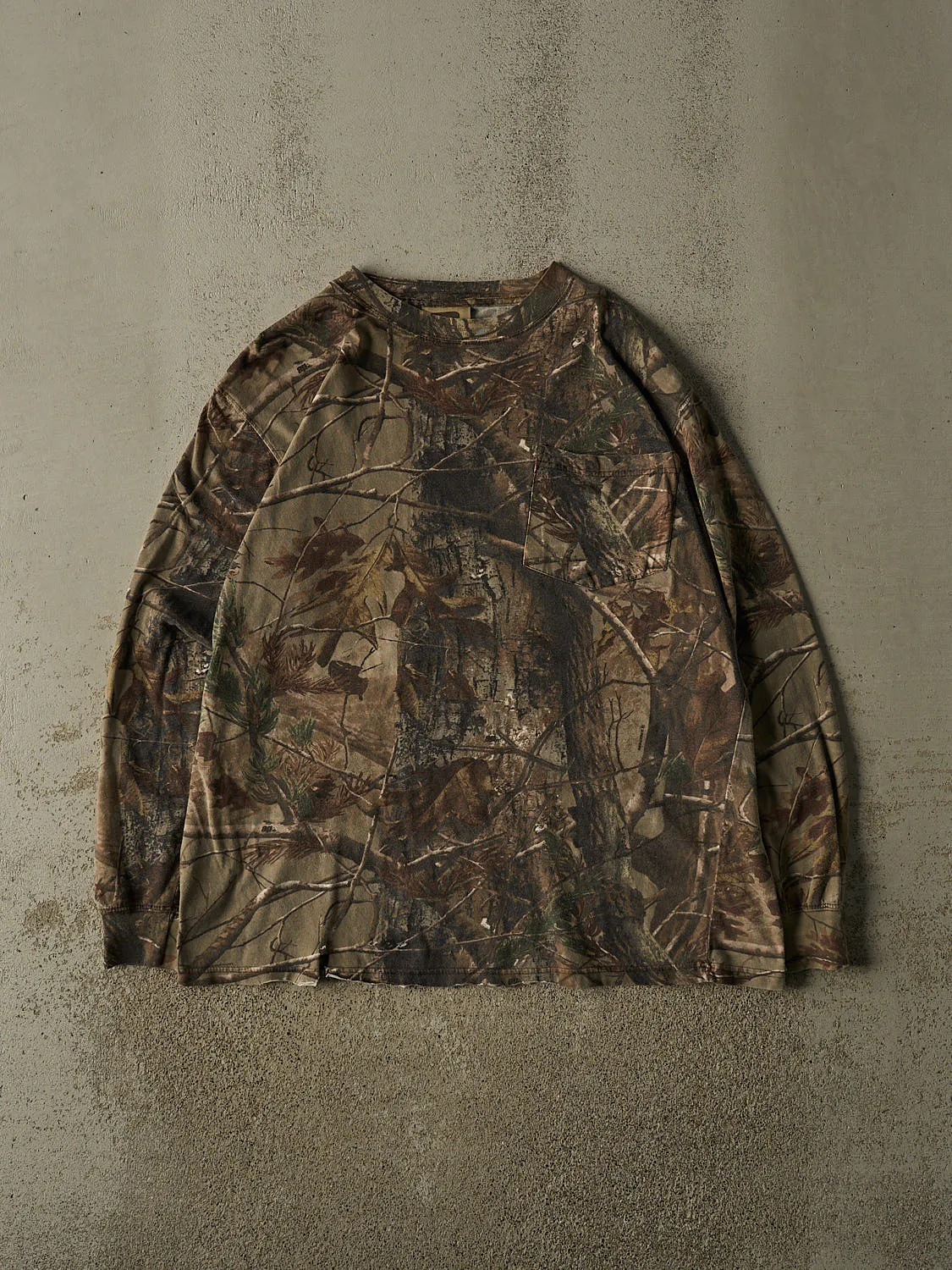 Vintage 90s Camo Russell x Realtree Pocket Long Sleeve (XL/XXL) sold by Rebalance Vintage