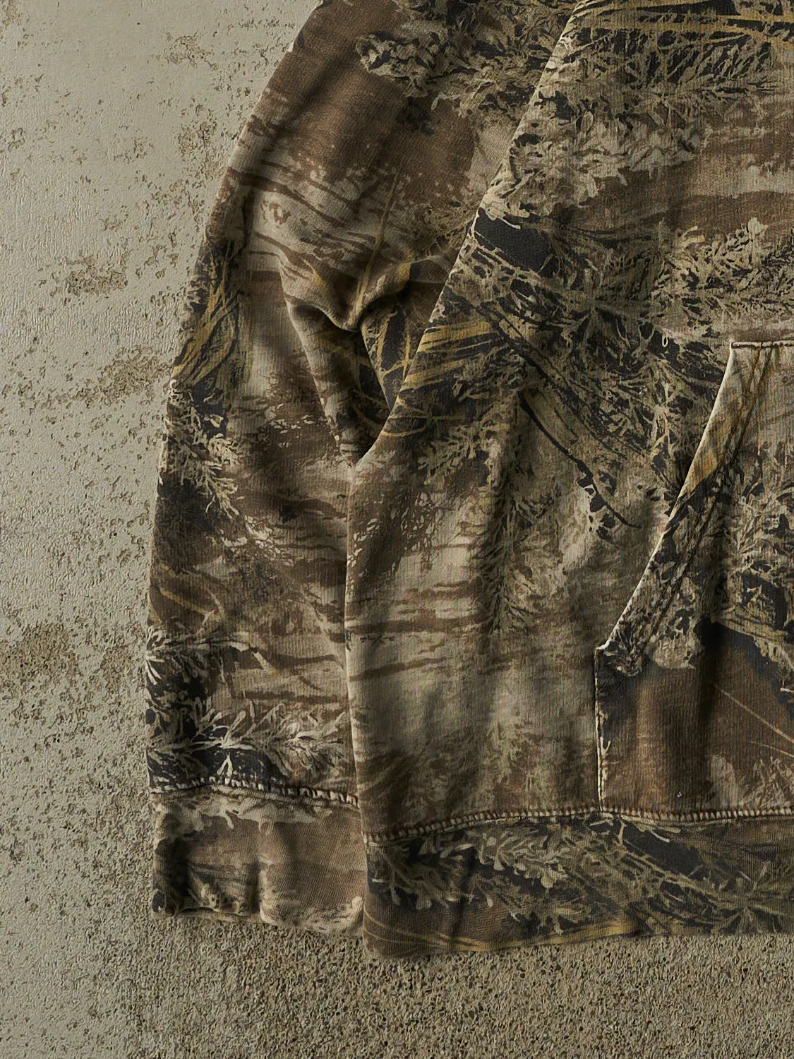 Vintage Y2K Camo Realtree Hoodie (XL/XXL) sold by Rebalance Vintage product image thumbnail 3