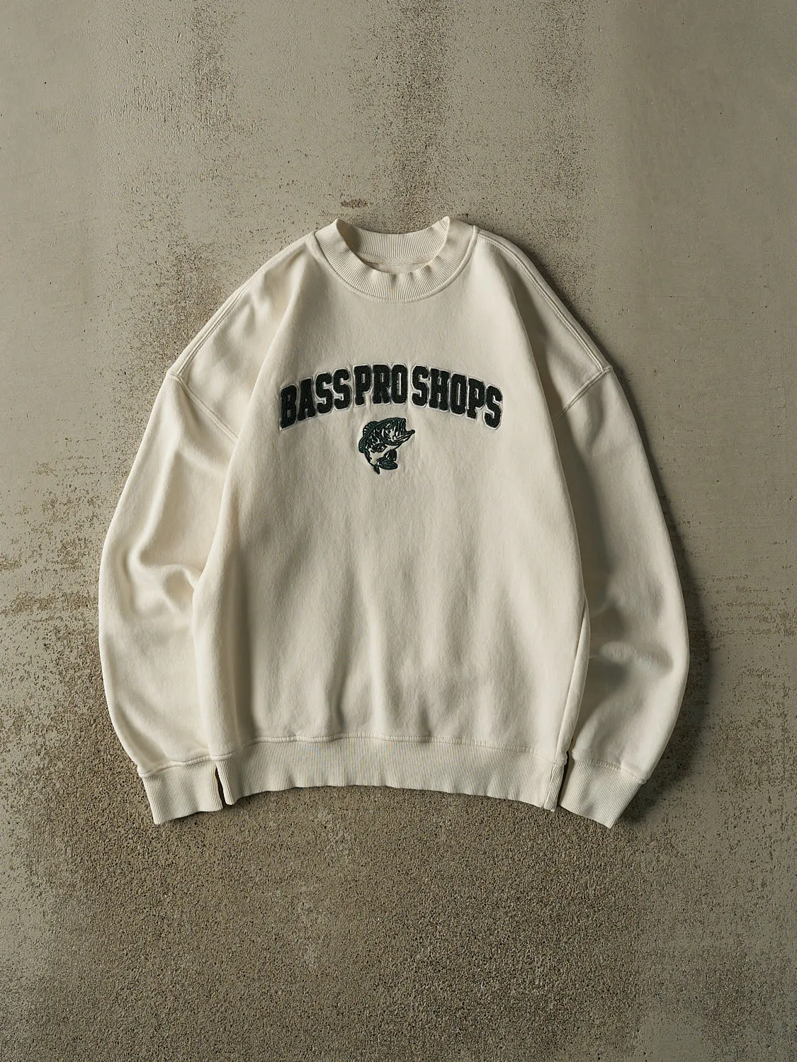 Vintage 90s Beige Bass Pro Shops Crewneck (S/M) sold by Rebalance Vintage