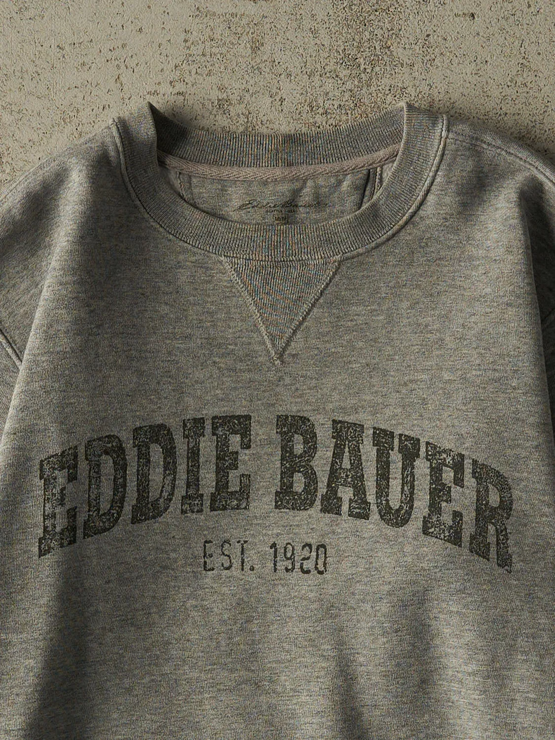 Vintage Y2K Grey Eddie Bauer Logo Crewneck (S/M) sold by Rebalance Vintage product image thumbnail 2