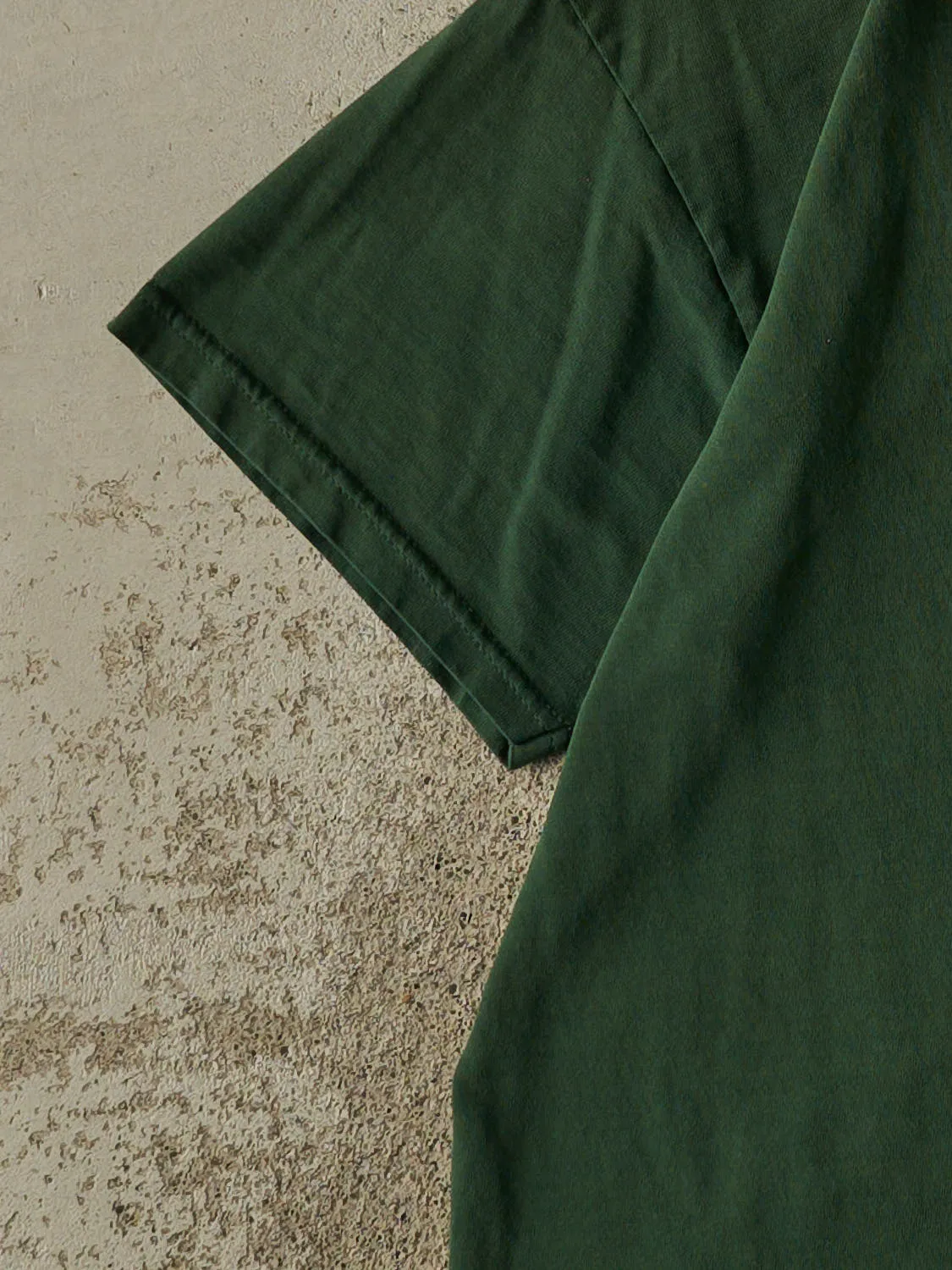 Vintage 80s Faded Green BP Logo Tee (M) sold by Rebalance Vintage product image thumbnail 3