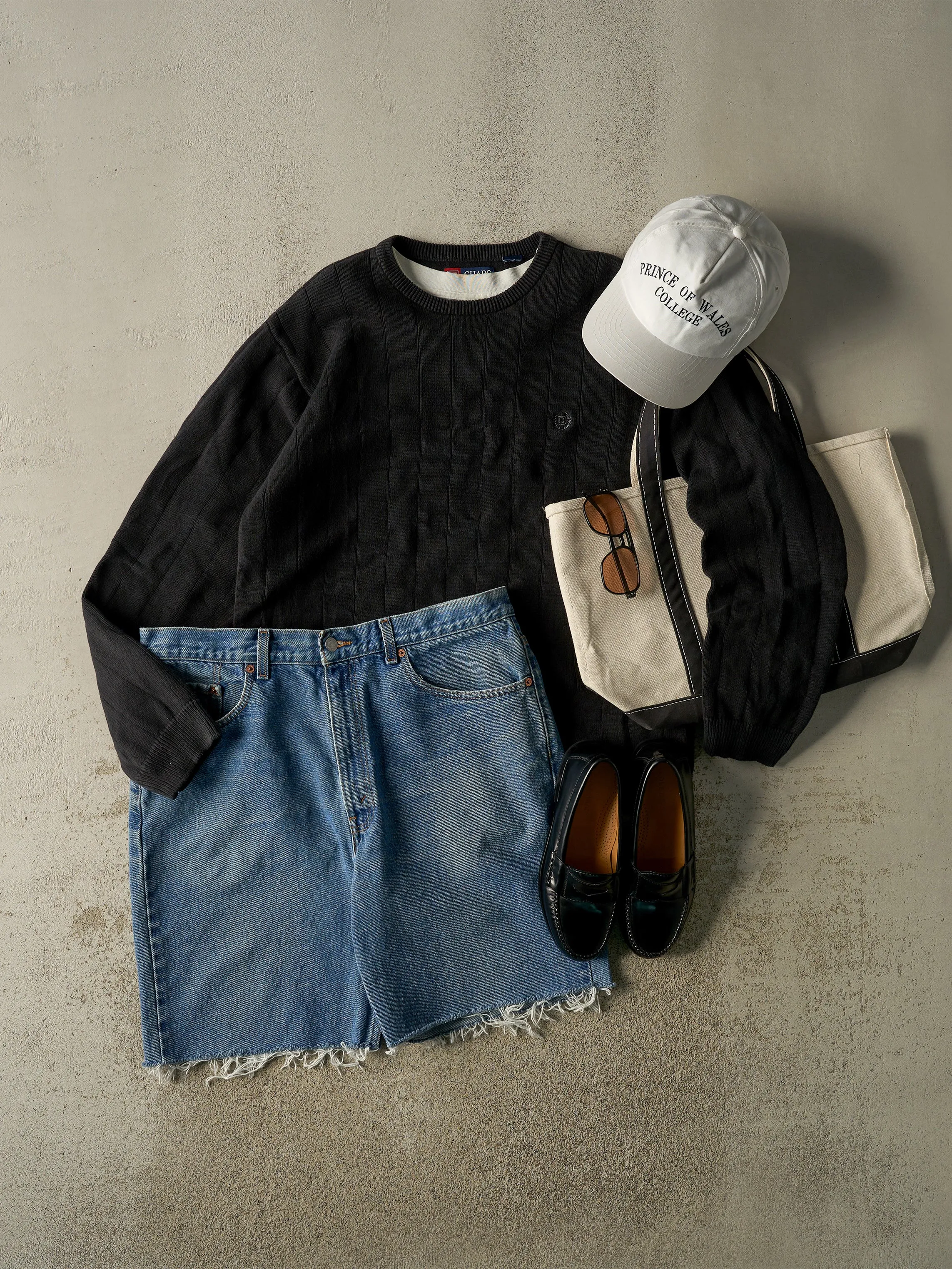 Vintage Y2K Black Chaps Embroidered Knit (L/XL) sold by Rebalance Vintage product image thumbnail 2