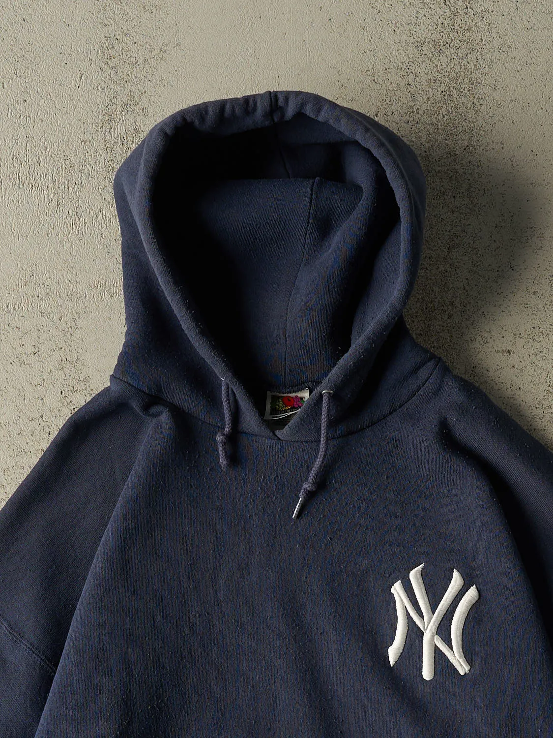 Vintage 90s Navy Blue New York Yankees Embroidered Hoodie (L/XL) sold by Rebalance Vintage product image thumbnail 2