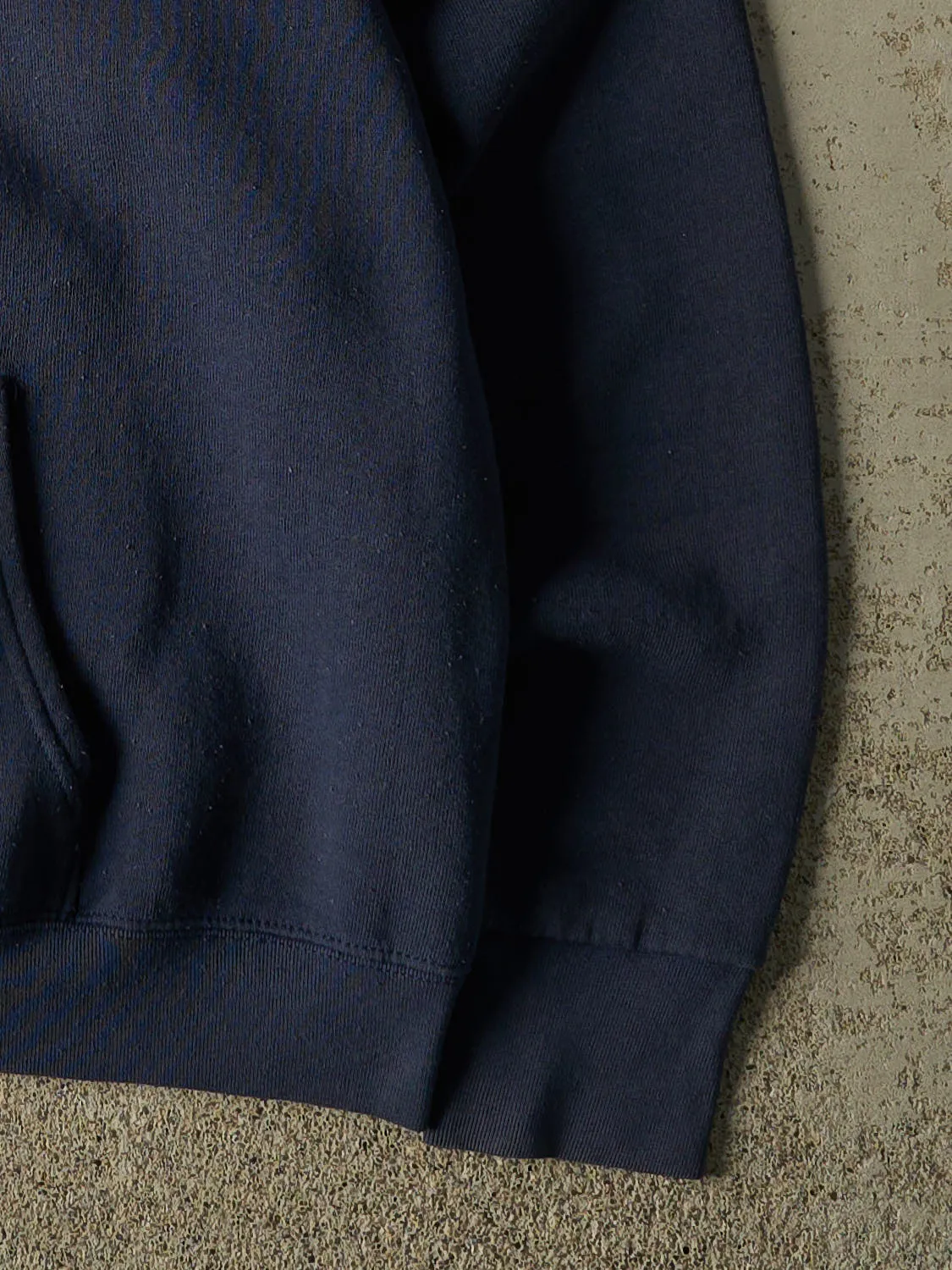 Vintage 90s Navy Blue New York Yankees Embroidered Hoodie (L/XL) sold by Rebalance Vintage product image thumbnail 4