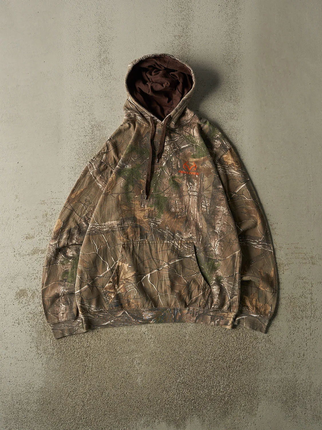 Vintage 90s Camo Realtree Hoodie (L) sold by Rebalance Vintage