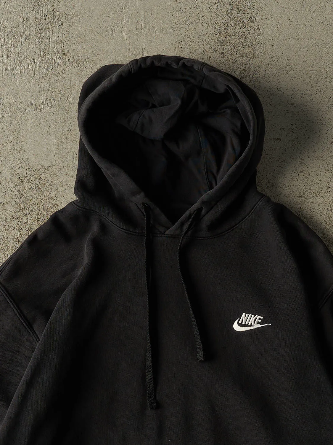 Vintage Y2K Black Nike Embroidered Hoodie (L) sold by Rebalance Vintage product image thumbnail 2