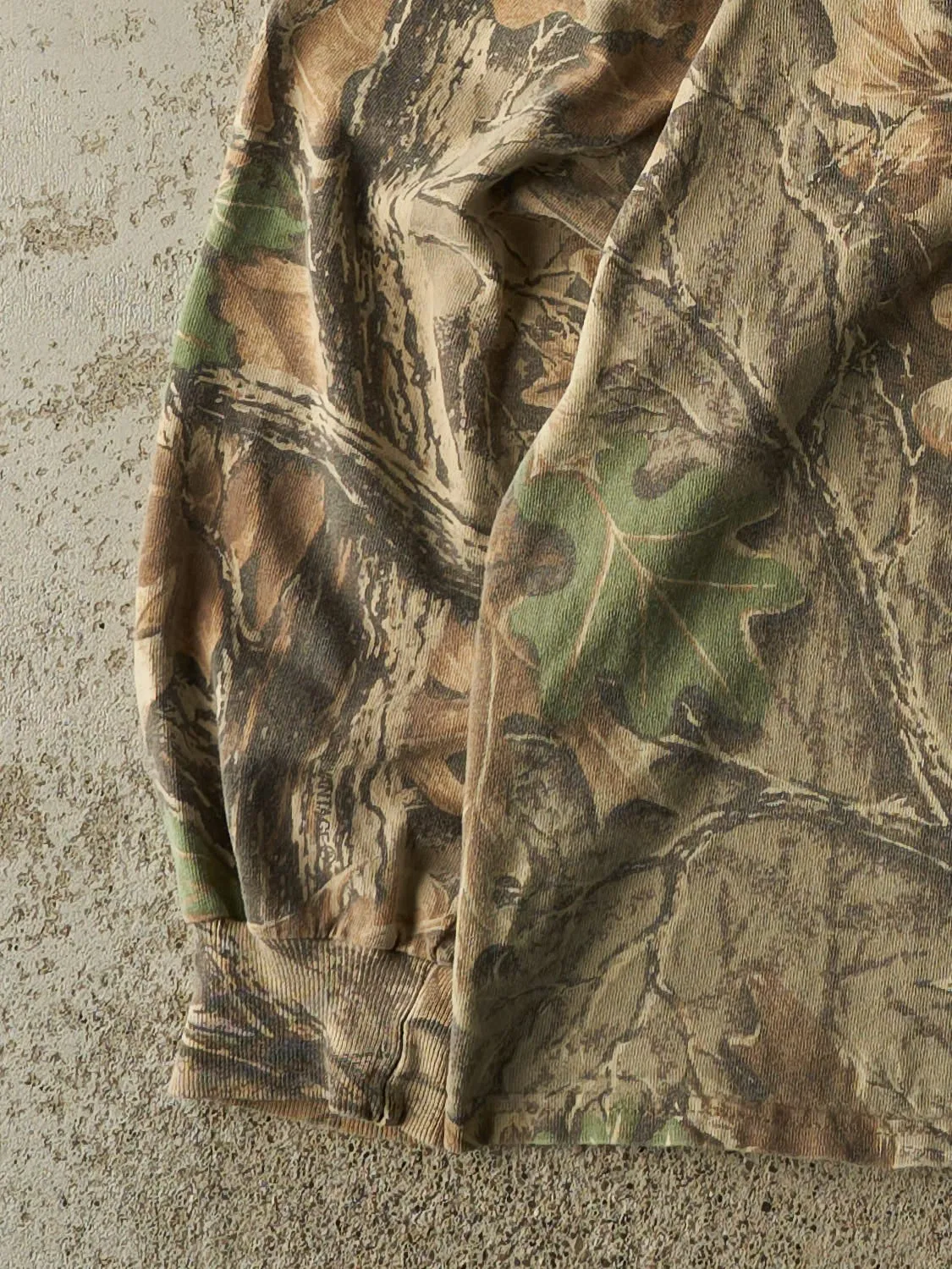 Vintage 90s Camo Advantage Pocket Long Sleeve (L/XL) sold by Rebalance Vintage product image thumbnail 3