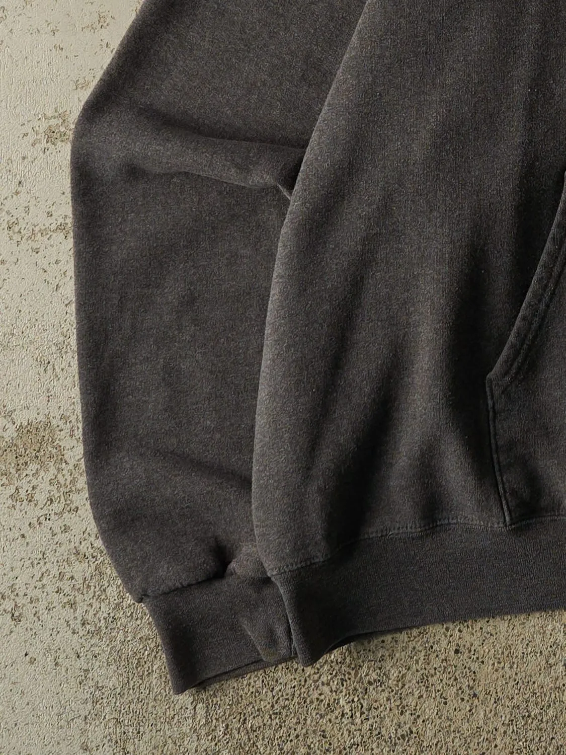 Vintage Y2K Charcoal Grey University of Delaware Hoodie (L/XL) sold by Rebalance Vintage product image thumbnail 3