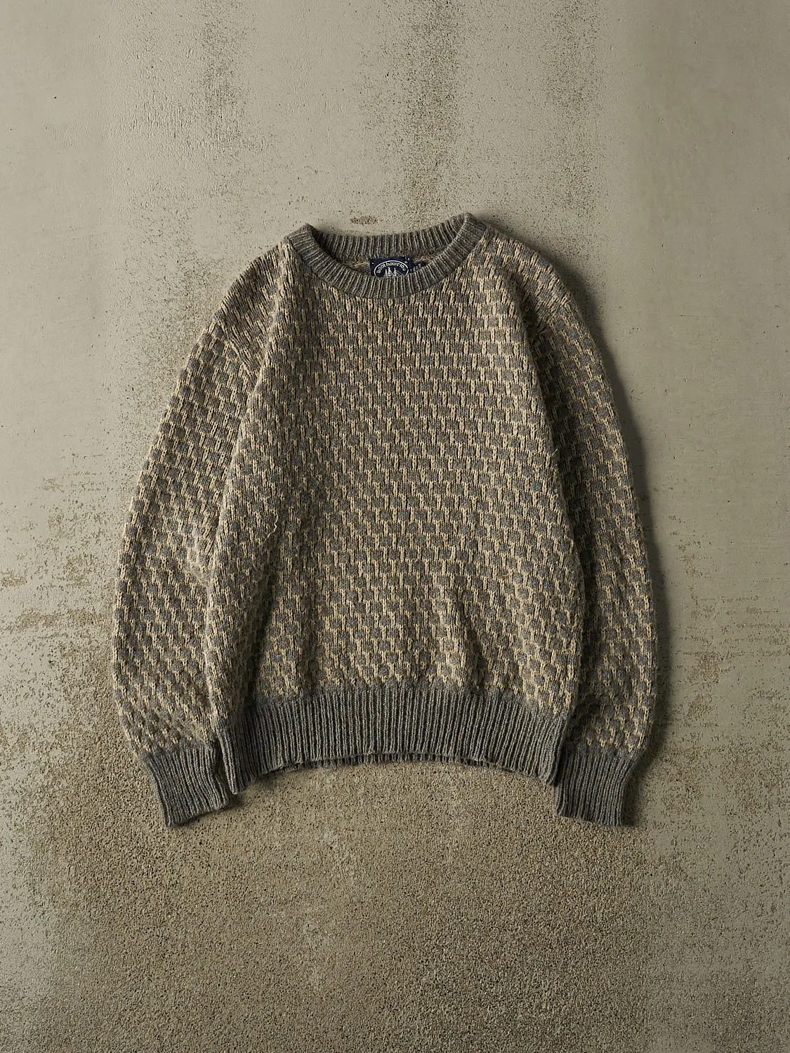 Vintage 80s Beige & Grey Box Weave Patterned Knit (S/M) sold by Rebalance Vintage