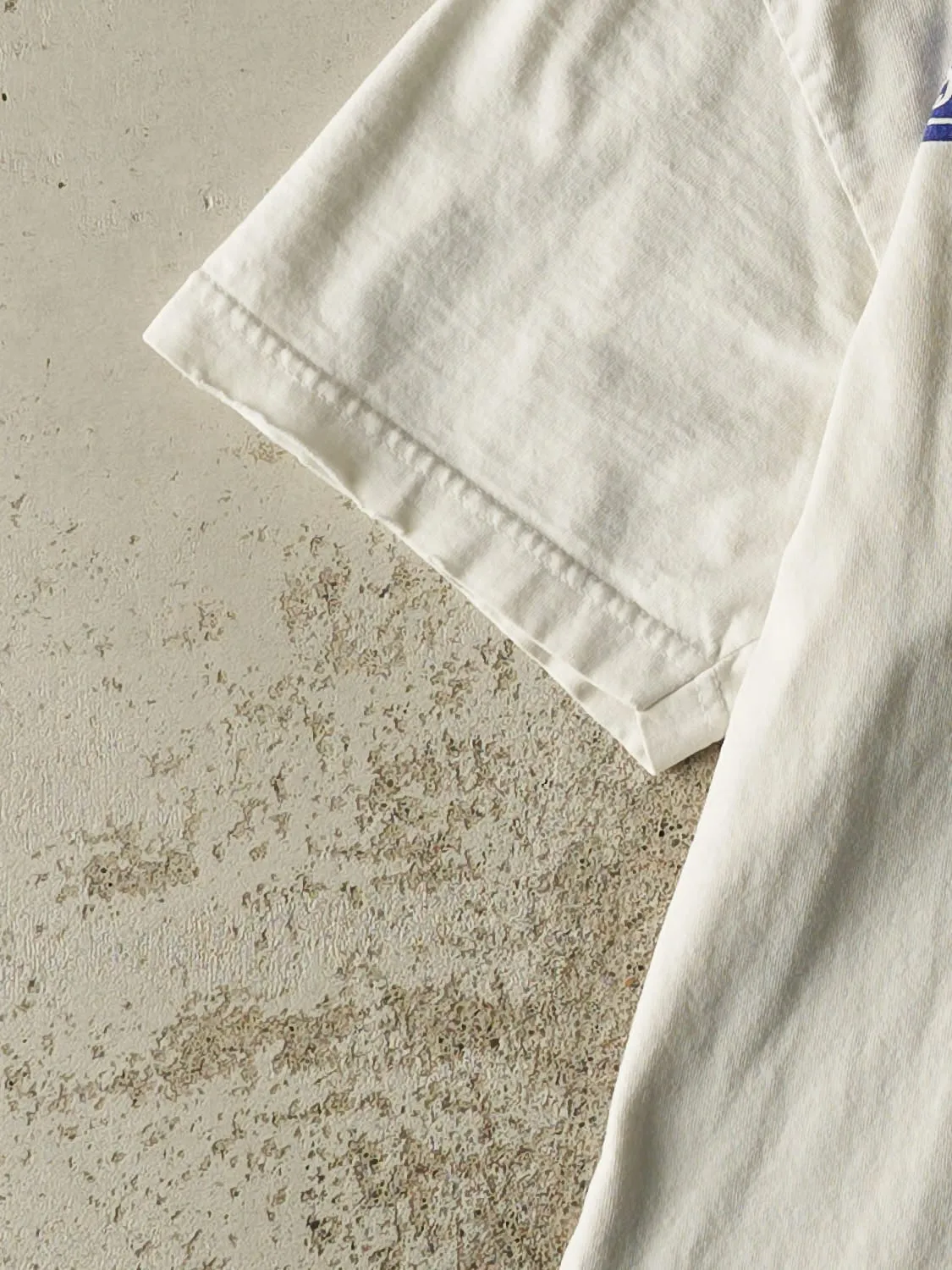 Vintage Y2K White Labatt Blue Tee (L) sold by Rebalance Vintage product image thumbnail 3