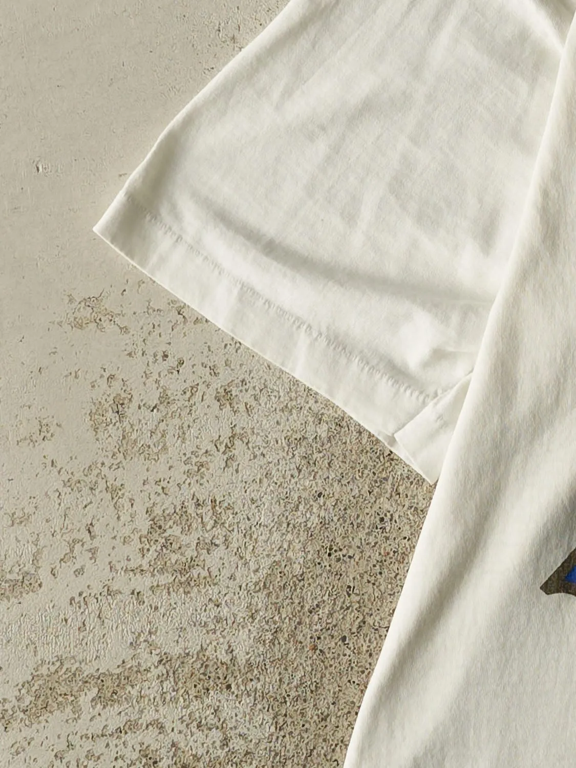Vintage 80s White Labatt Blue Single Stitch Tee (L) sold by Rebalance Vintage product image thumbnail 3