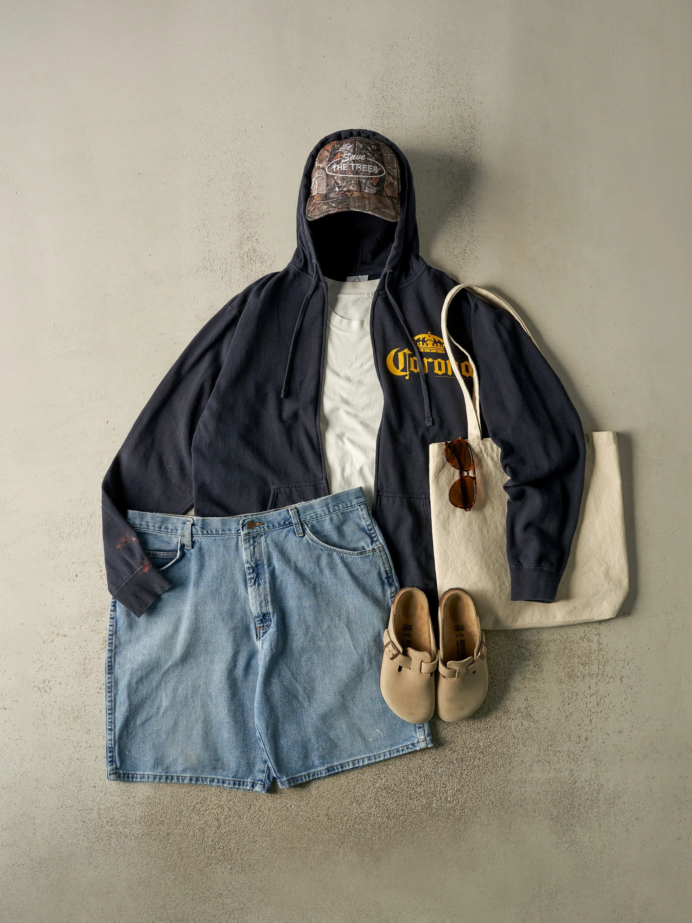 Vintage Y2K Navy Blue Corona Zip Up Hoodie (L) sold by Rebalance Vintage product image thumbnail 2