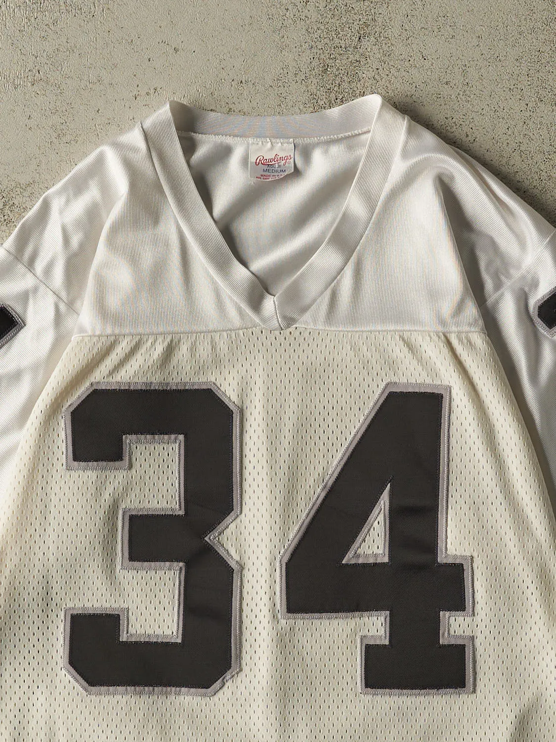 Vintage 90s White Los Angeles Raiders #34 Bo Jackson Football Jersey (M/L) sold by Rebalance Vintage product image thumbnail 4