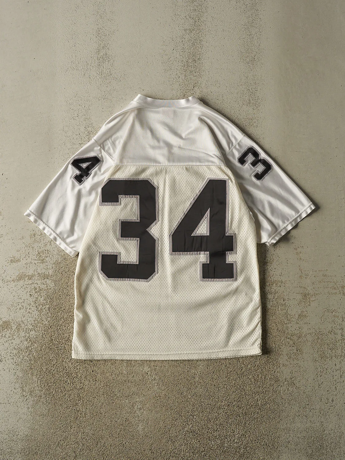 Vintage 90s White Los Angeles Raiders #34 Bo Jackson Football Jersey (M/L) sold by Rebalance Vintage product image thumbnail 3