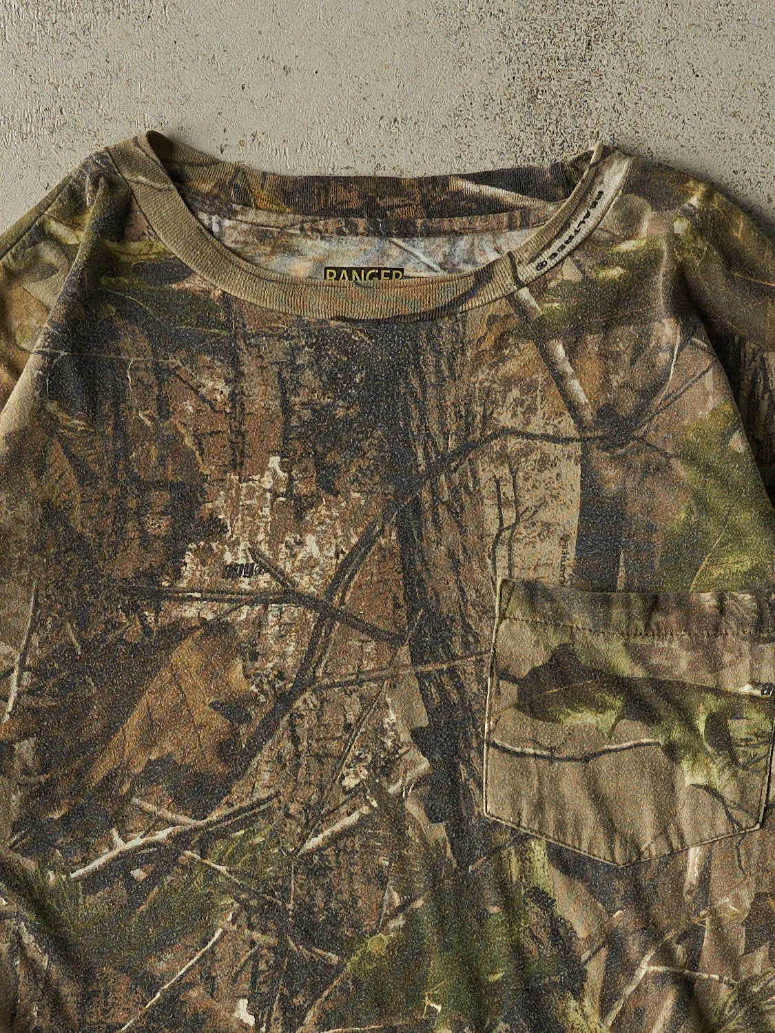 Vintage Y2K Camo Ranger x Realtree Long Sleeve (L/XL) sold by Rebalance Vintage product image thumbnail 2