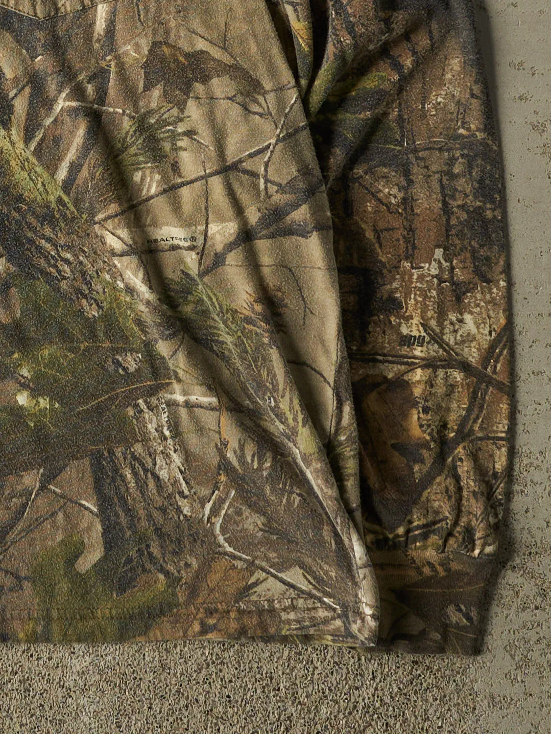 Vintage Y2K Camo Ranger x Realtree Long Sleeve (L/XL) sold by Rebalance Vintage product image thumbnail 4