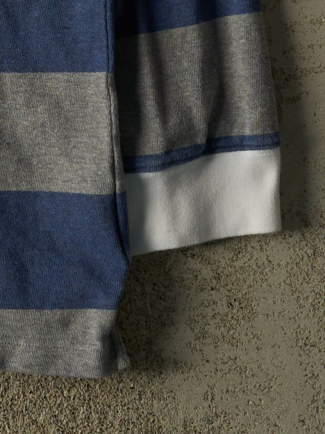 Vintage Y2K Grey Rugby Striped Long Sleeve (XXL) sold by Rebalance Vintage product image thumbnail 4