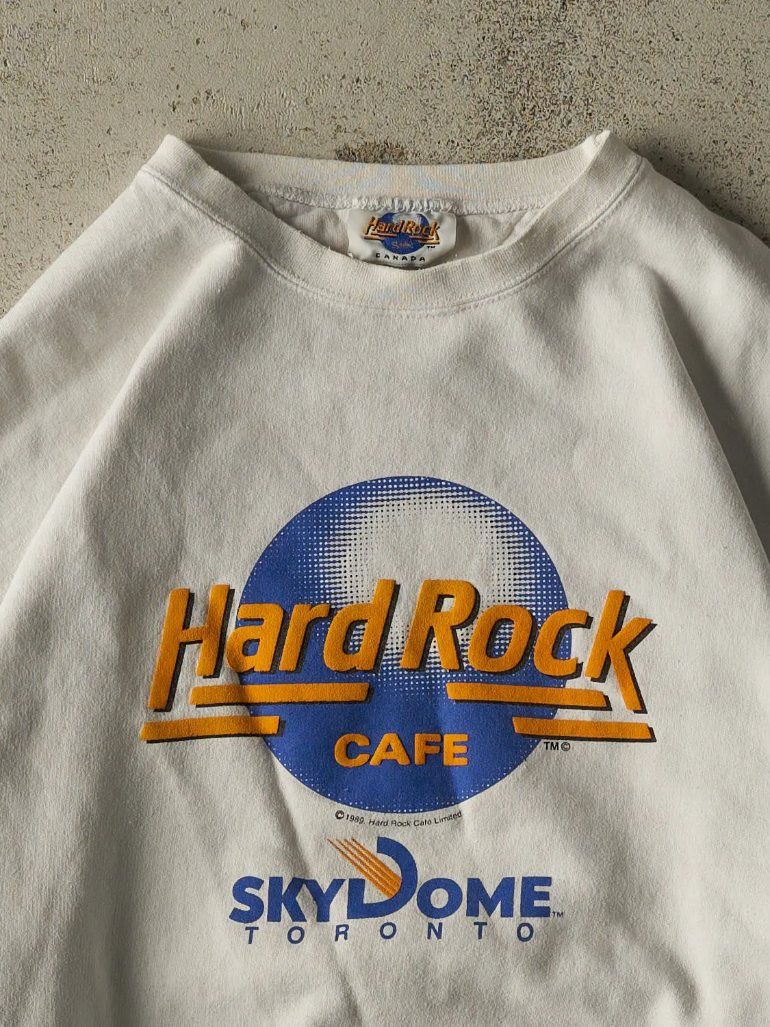 Vintage 89' White Hard Rock Cafe Sky Dome Crewneck (L/XL) sold by Rebalance Vintage product image thumbnail 2