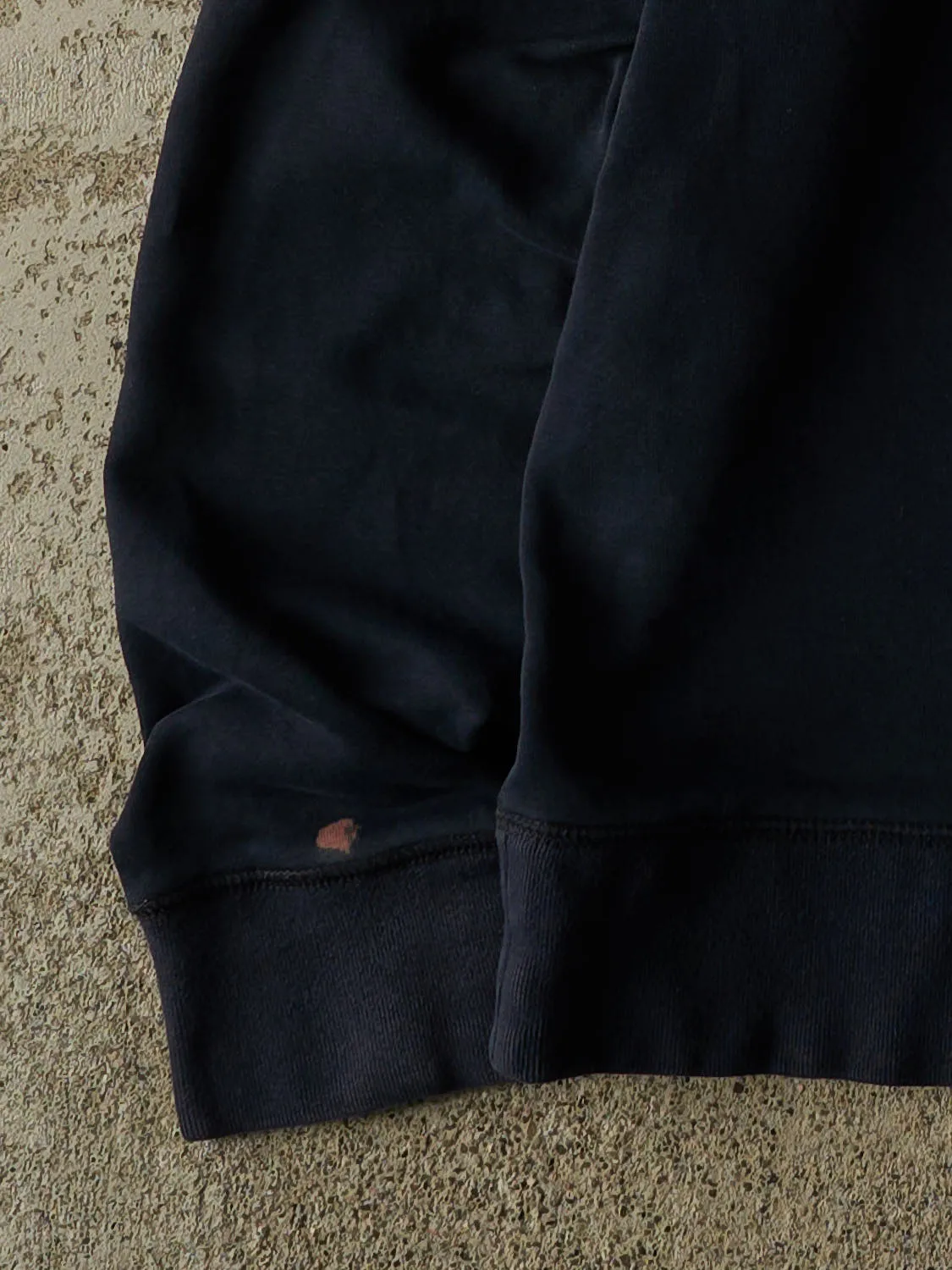 Vintage Y2K Navy Blue Tommy Hilfiger Crewneck (M) sold by Rebalance Vintage product image thumbnail 4