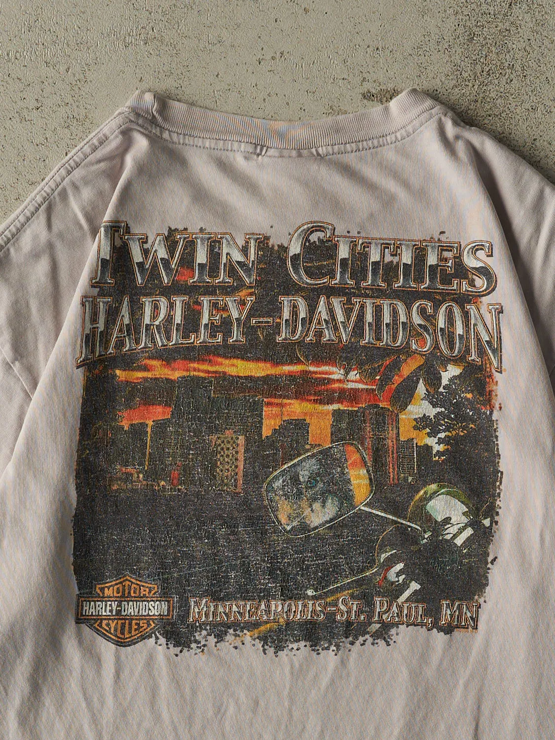 Vintage 05' Beige Harley Davidson St Paul MN Tee (L/XL) sold by Rebalance Vintage product image thumbnail 4