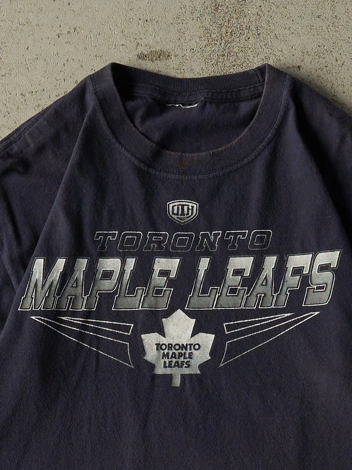 Vintage Y2K Navy Blue Toronto Maple Leafs Tee (M) sold by Rebalance Vintage product image thumbnail 2